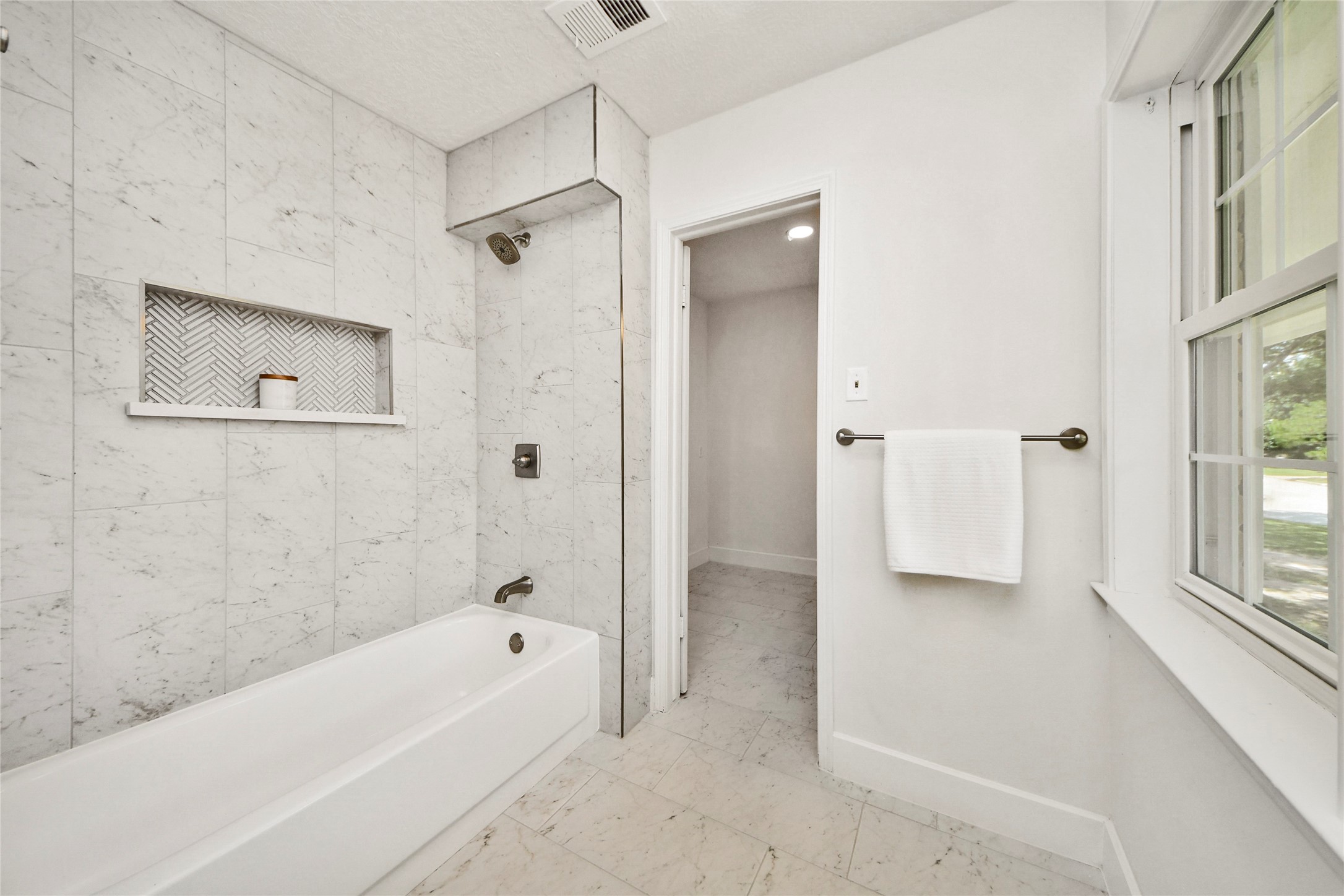 1706 Durfey Lane Property Photo 29