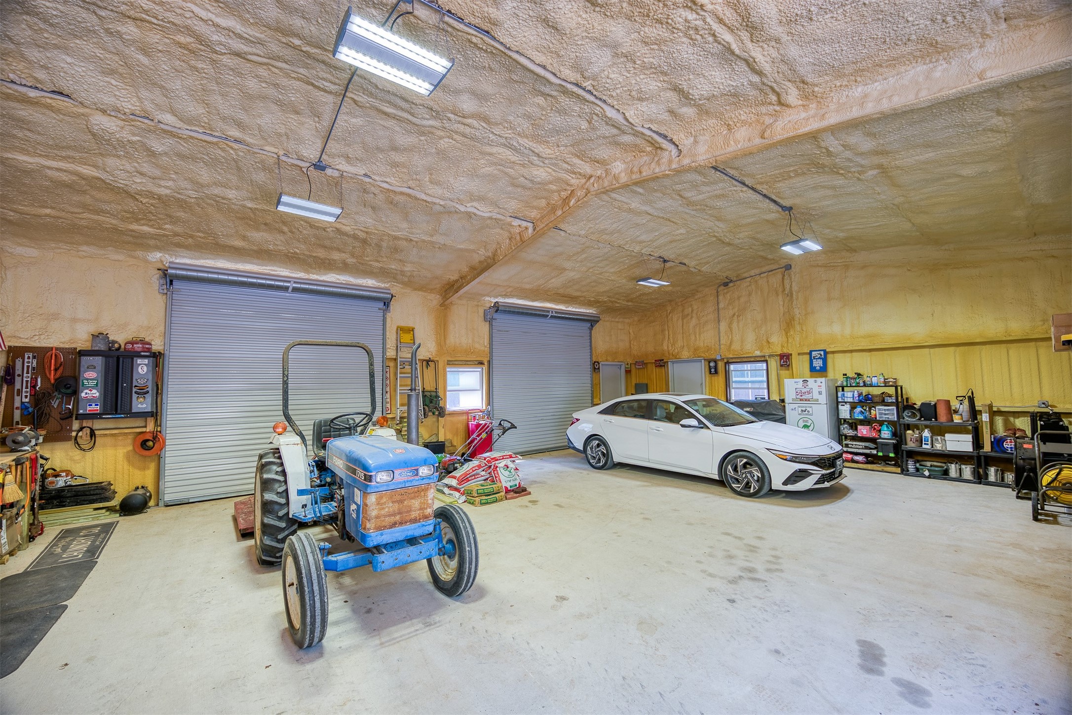 525 County Road 1170 Property Photo 17