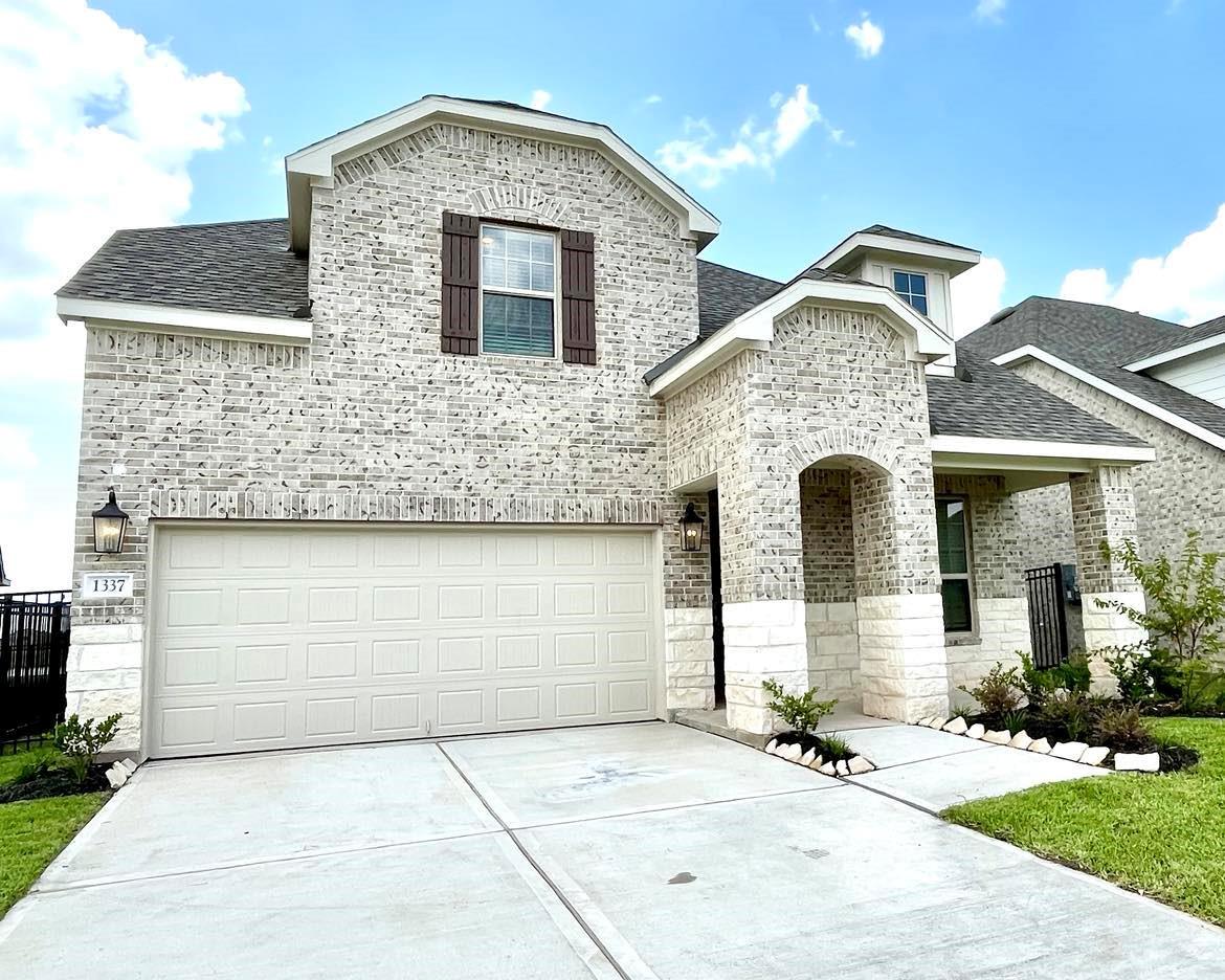 1337 Grass Bend Dr Property Photo 1