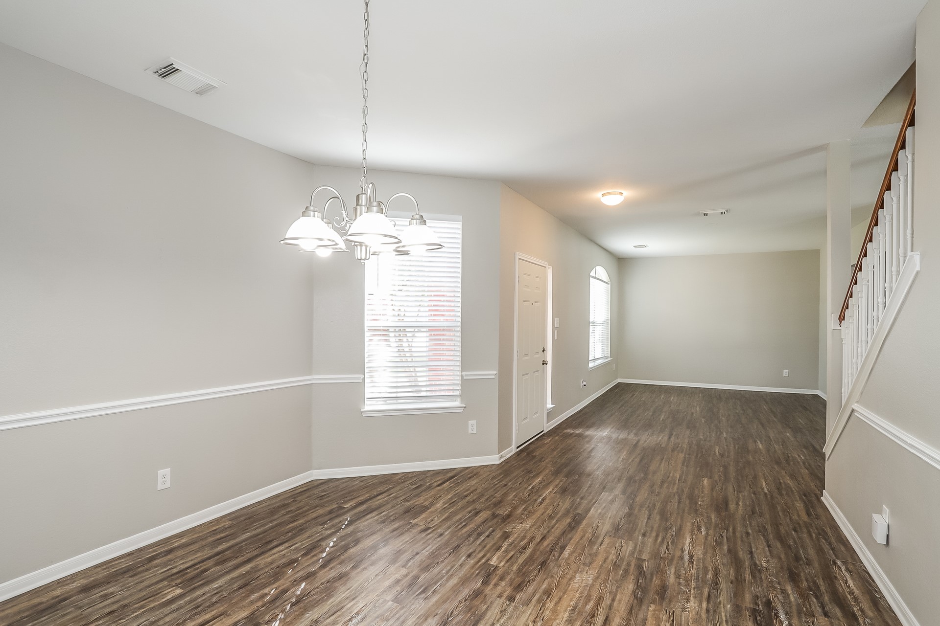 16318 Autumn Leigh Drive Property Photo 4