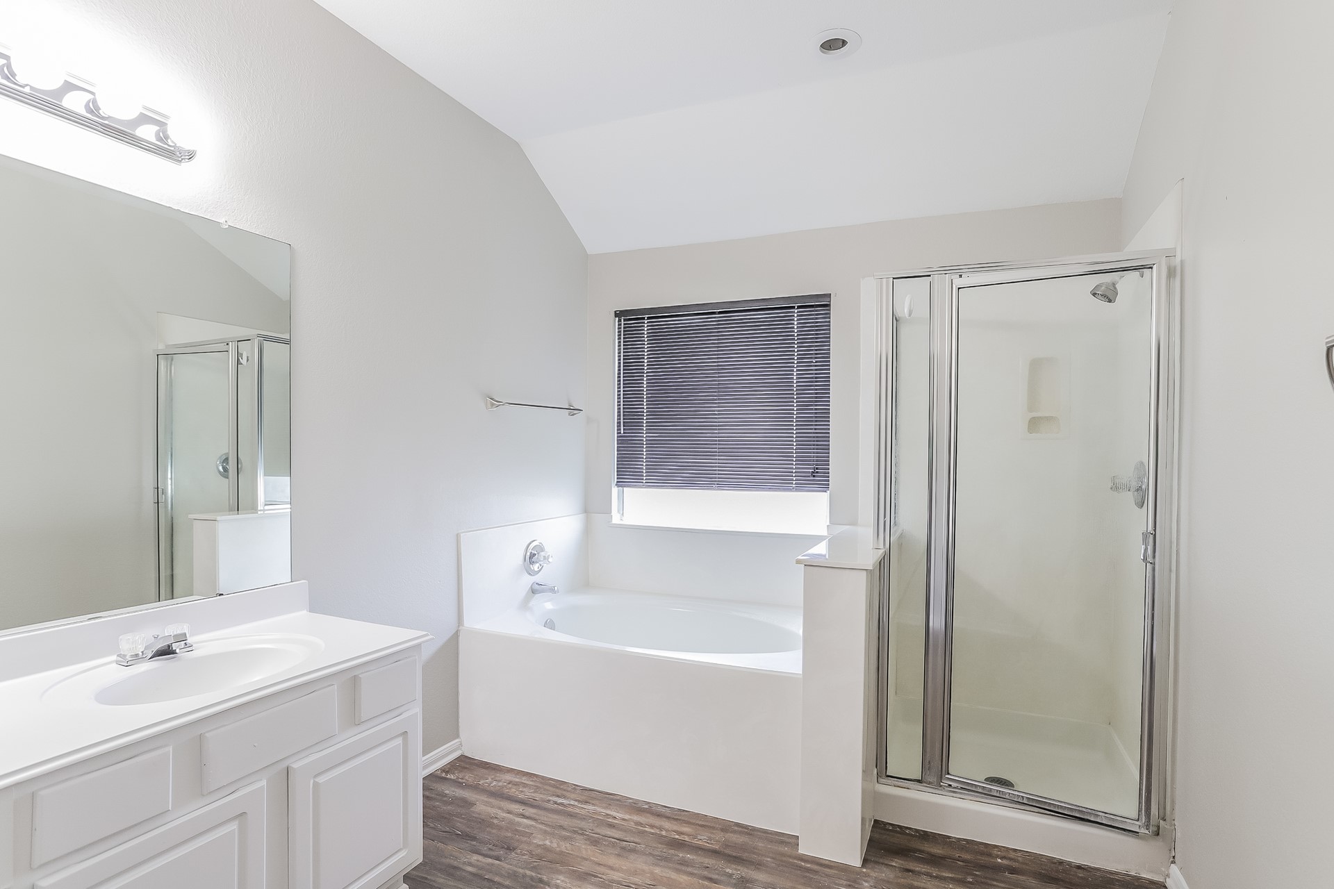 16318 Autumn Leigh Drive Property Photo 13