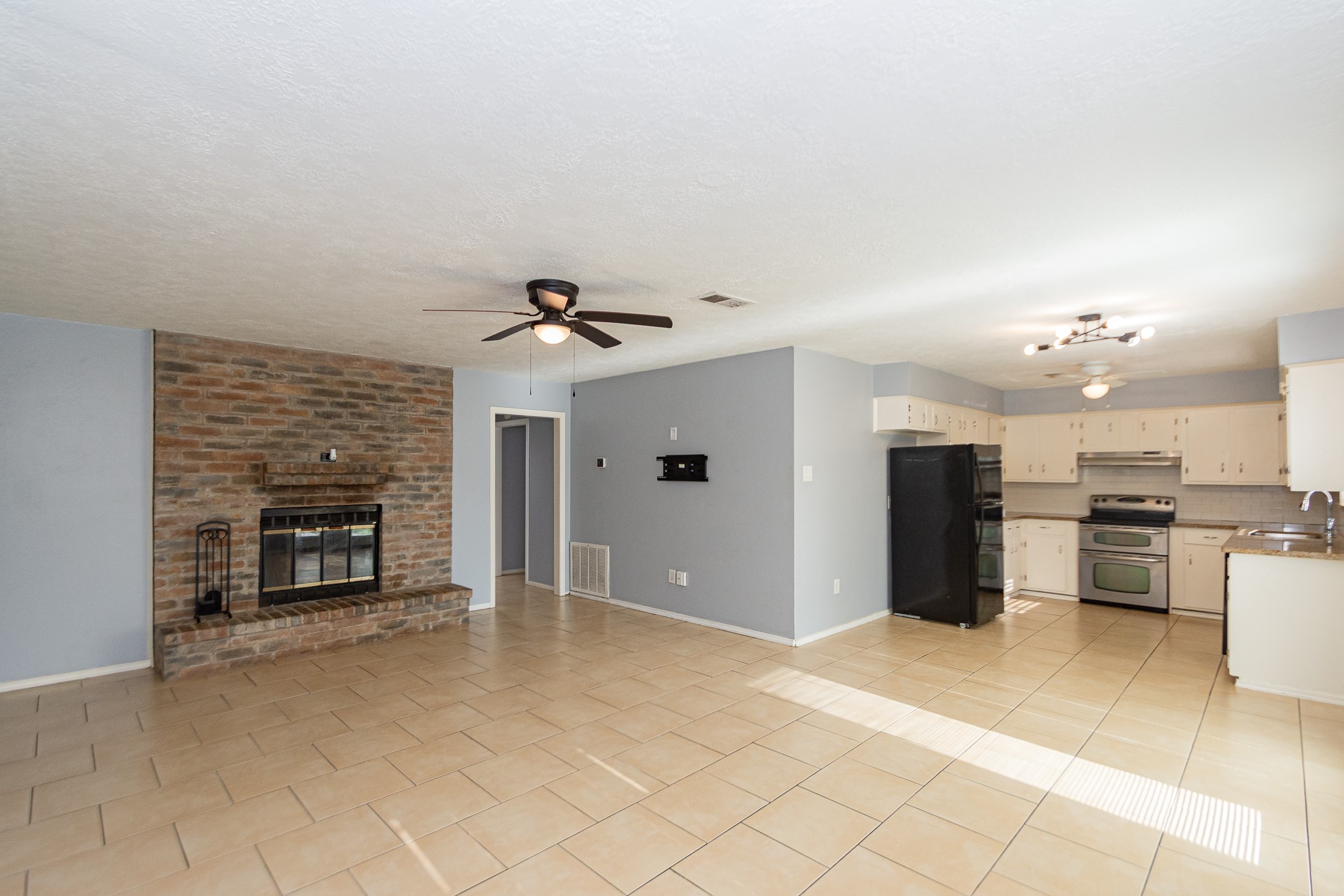 4210 Cork Lane Property Photo 4