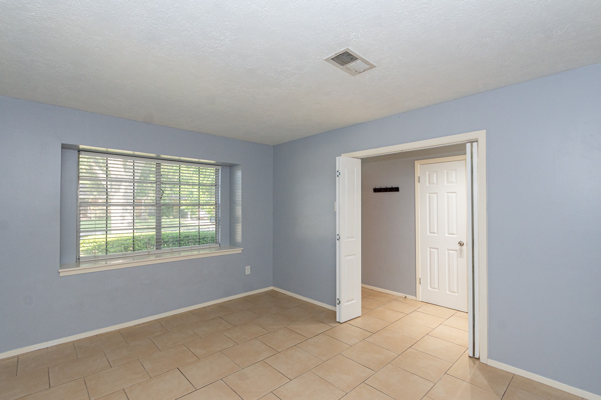 4210 Cork Lane Property Photo 7