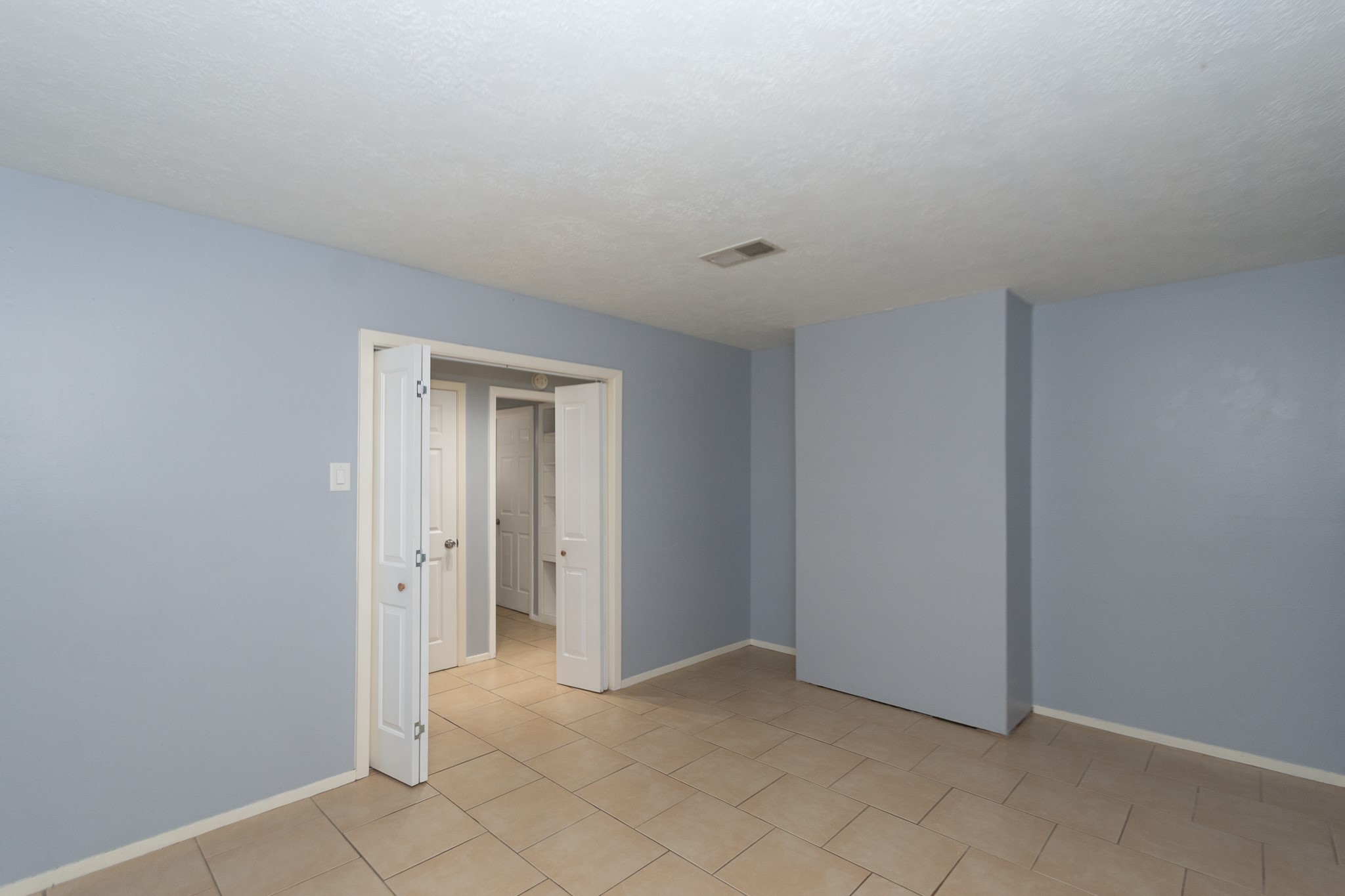 4210 Cork Lane Property Photo 8