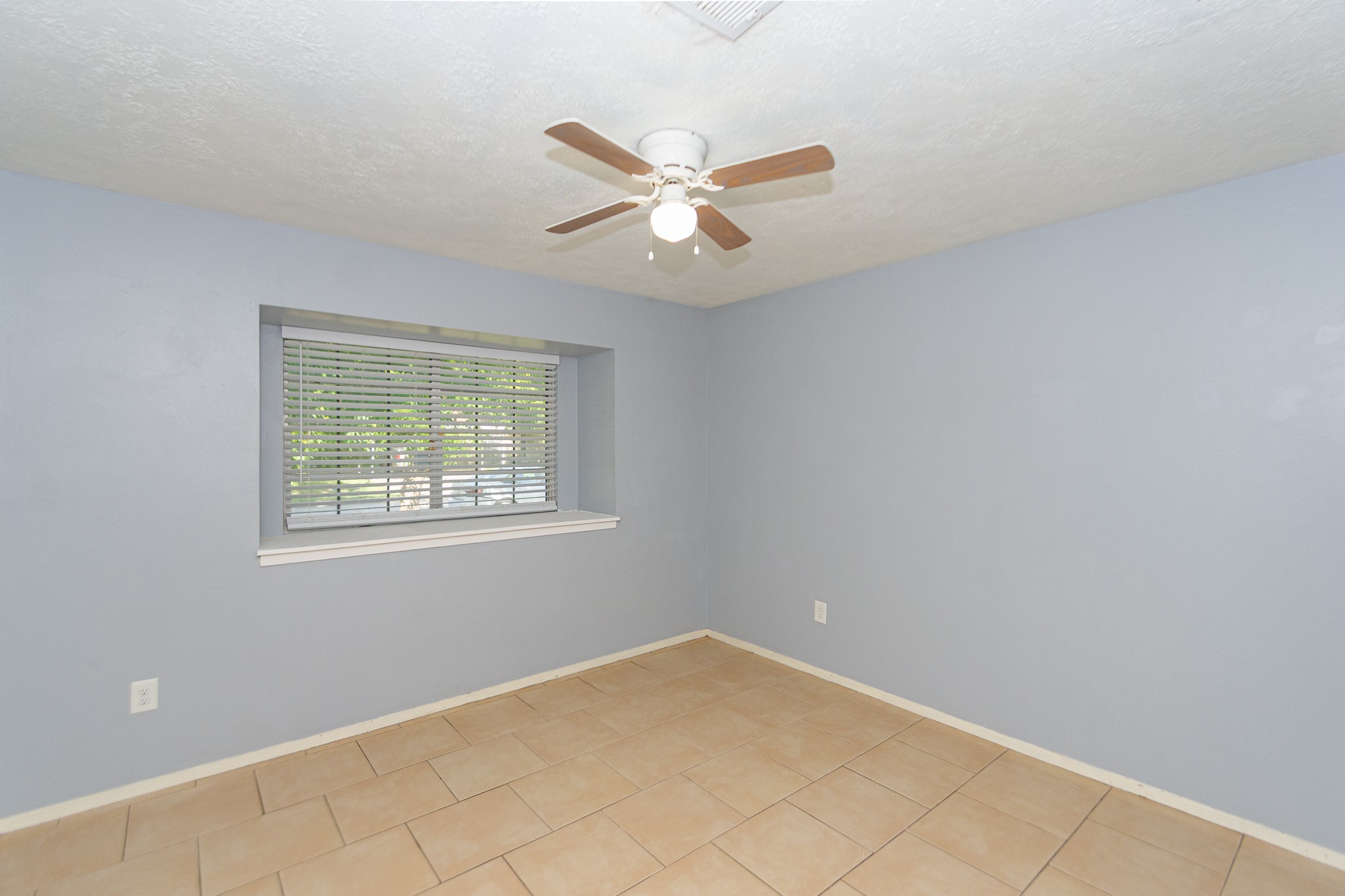 4210 Cork Lane Property Photo 9