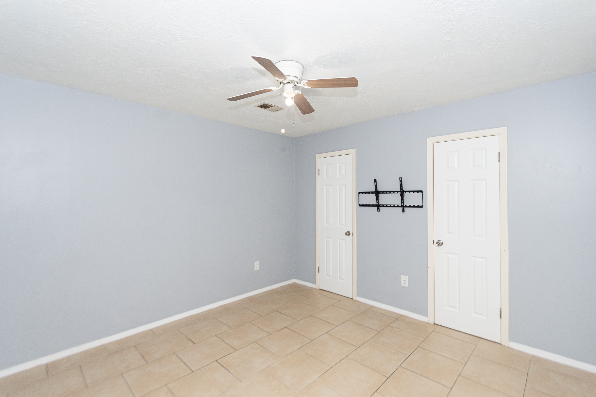 4210 Cork Lane Property Photo 12