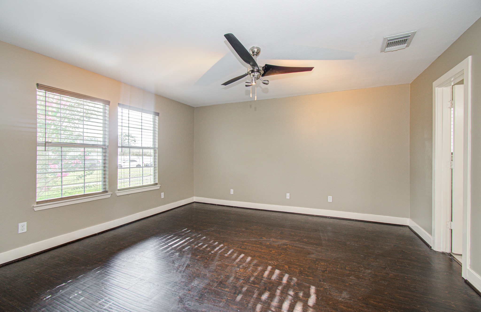 19407 Wann Park Drive Property Photo 16