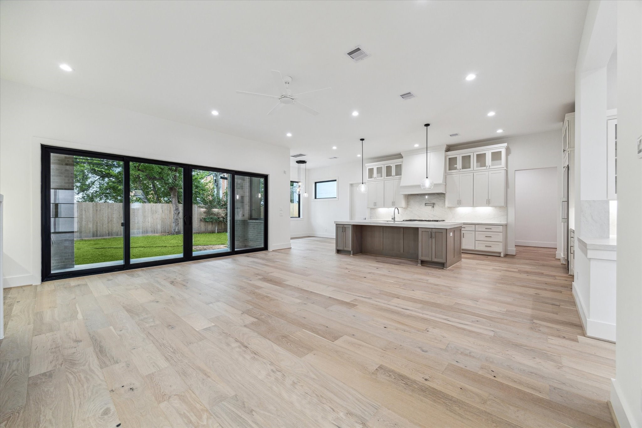 3114 Newcastle Drive Property Photo 15