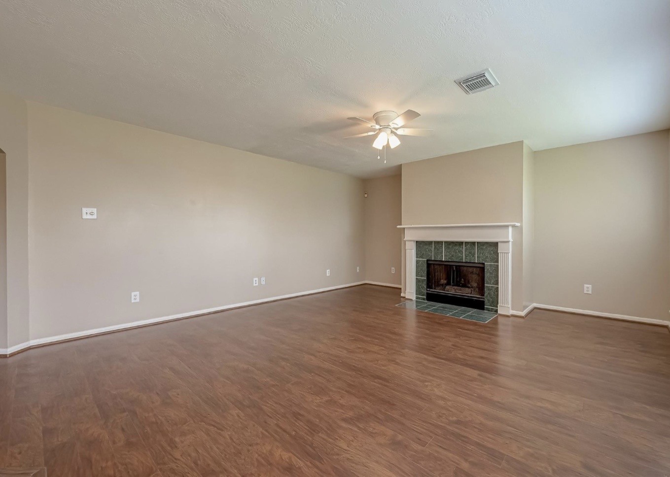 4914 Jaymar Drive Property Photo 10