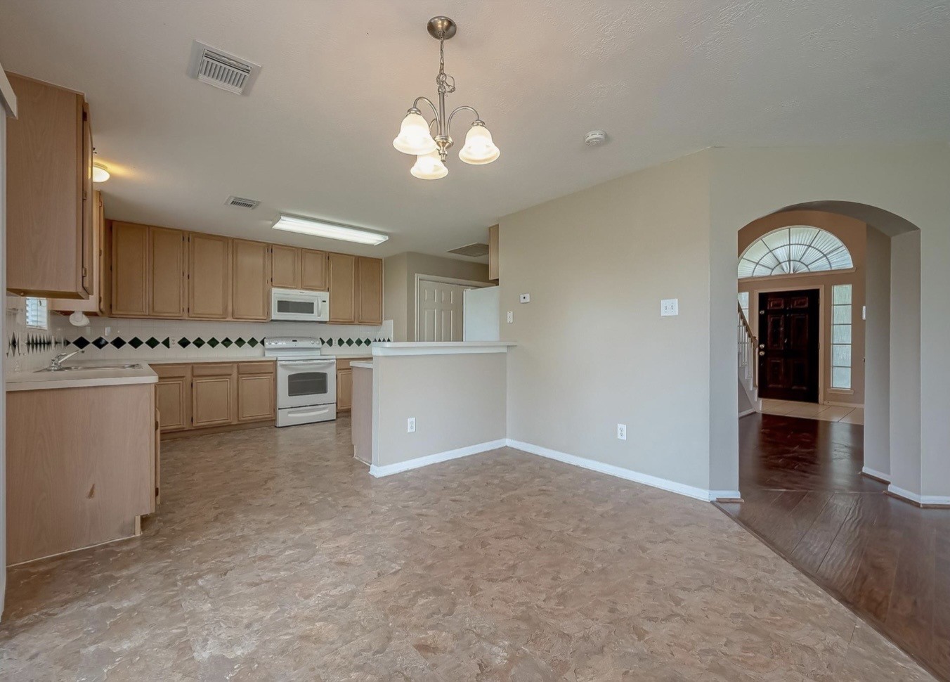 4914 Jaymar Drive Property Photo 12