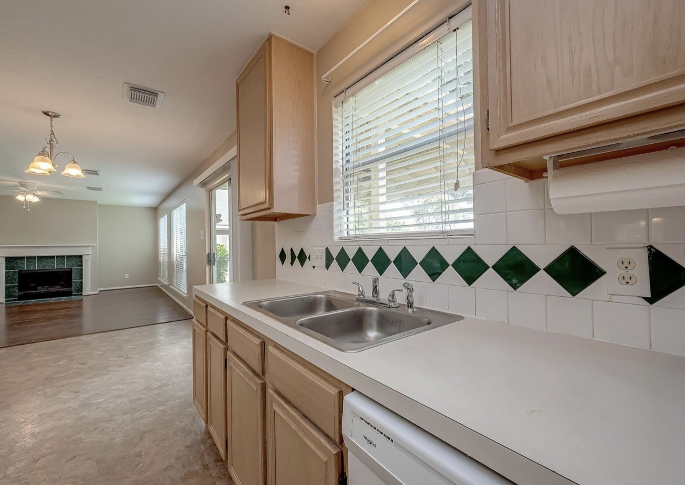 4914 Jaymar Drive Property Photo 15
