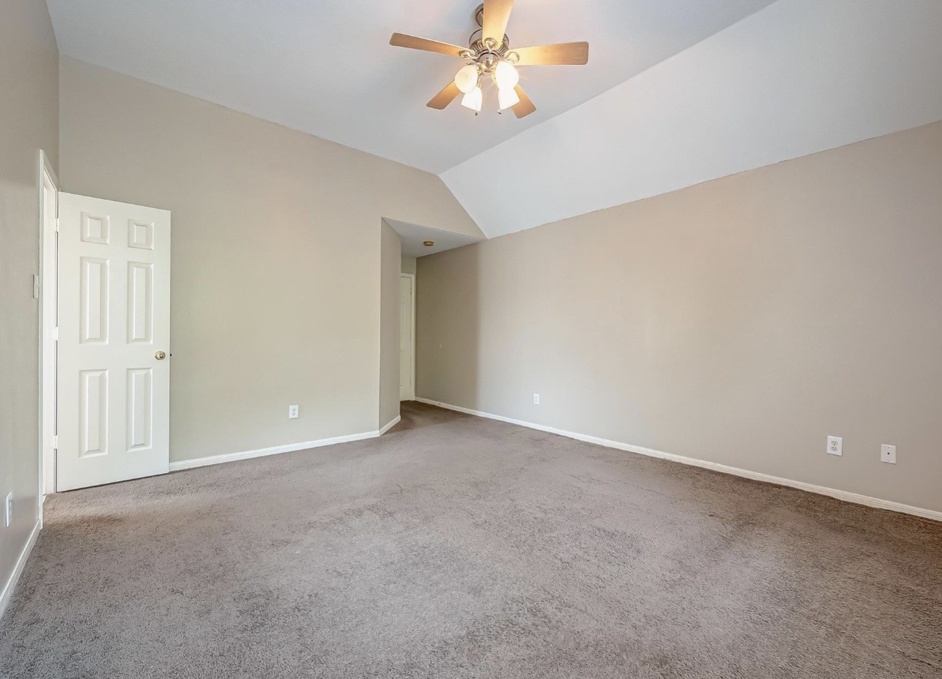 4914 Jaymar Drive Property Photo 27