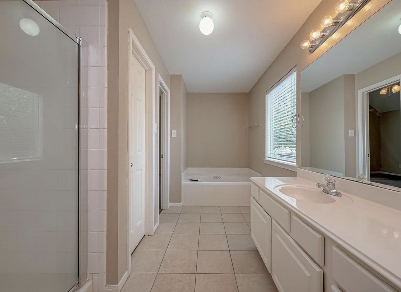 4914 Jaymar Drive Property Photo 29