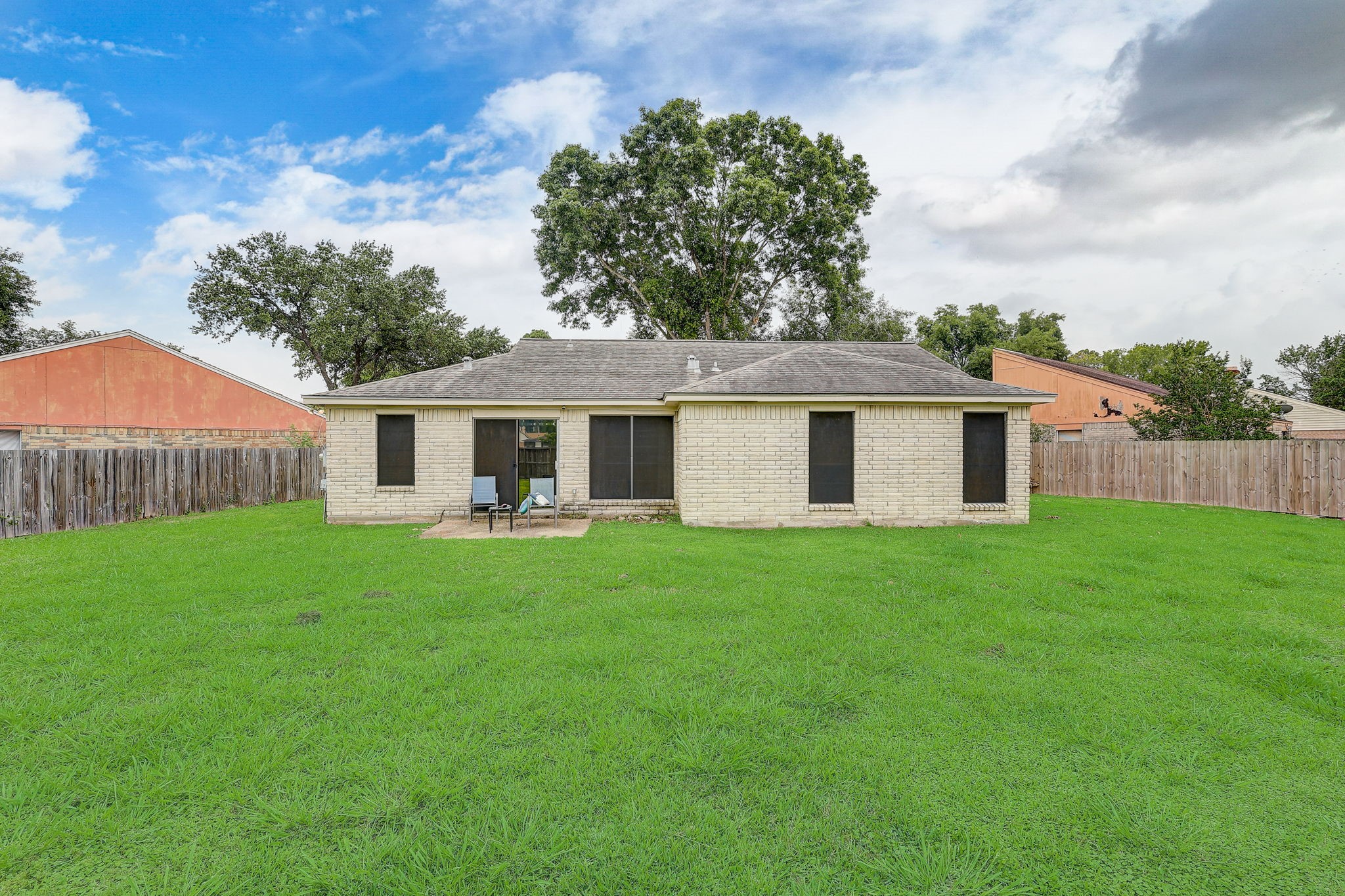 1102 Pecan Glen Drive Property Photo 24