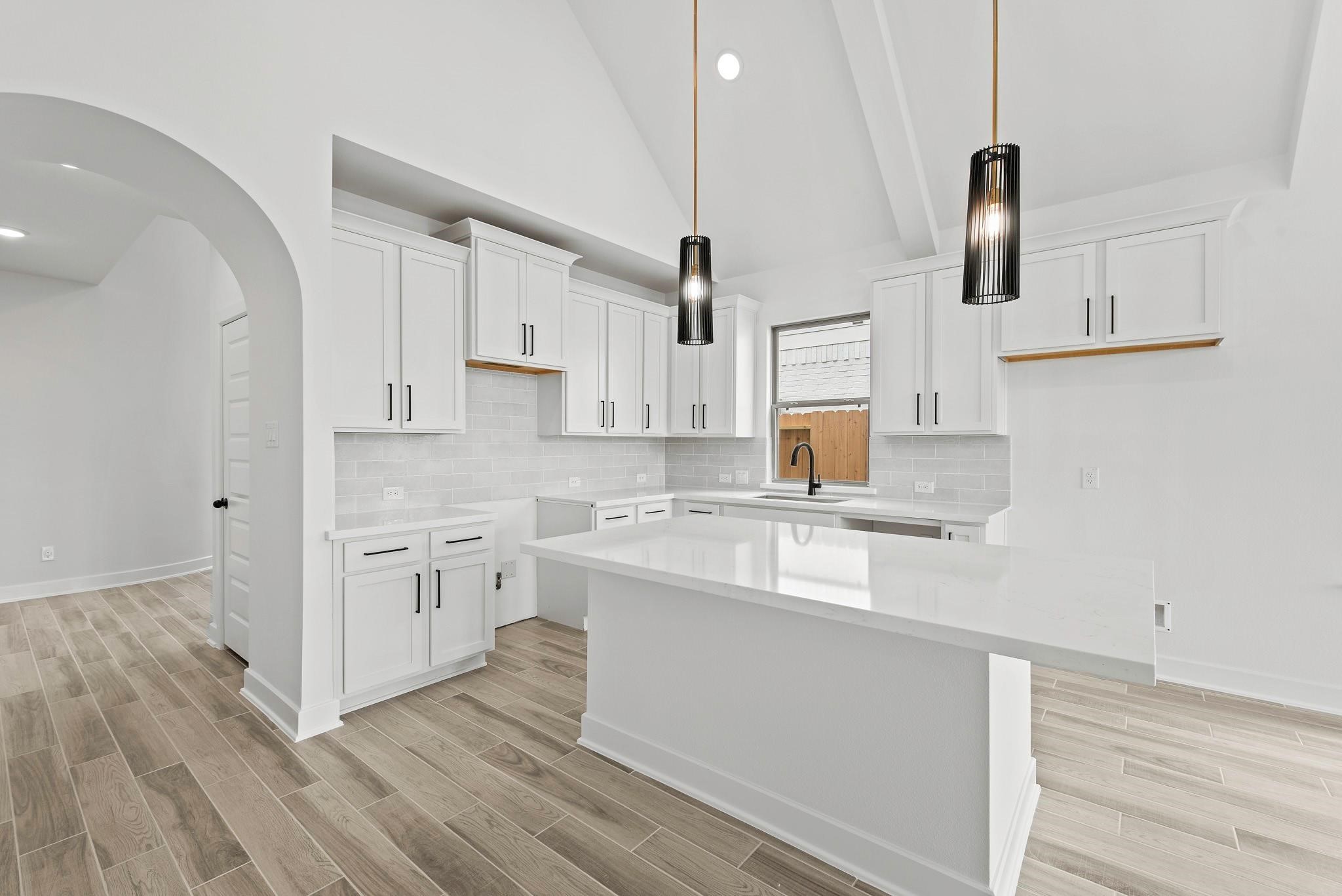 25915 Dawning Torch Trace Property Photo 3