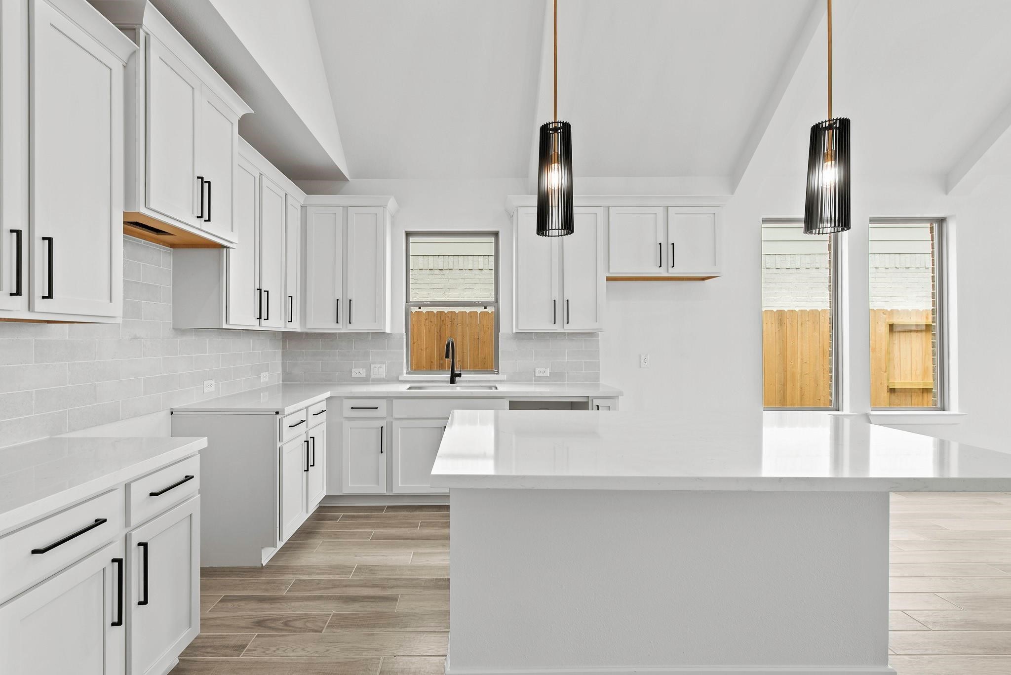 25915 Dawning Torch Trace Property Photo 4