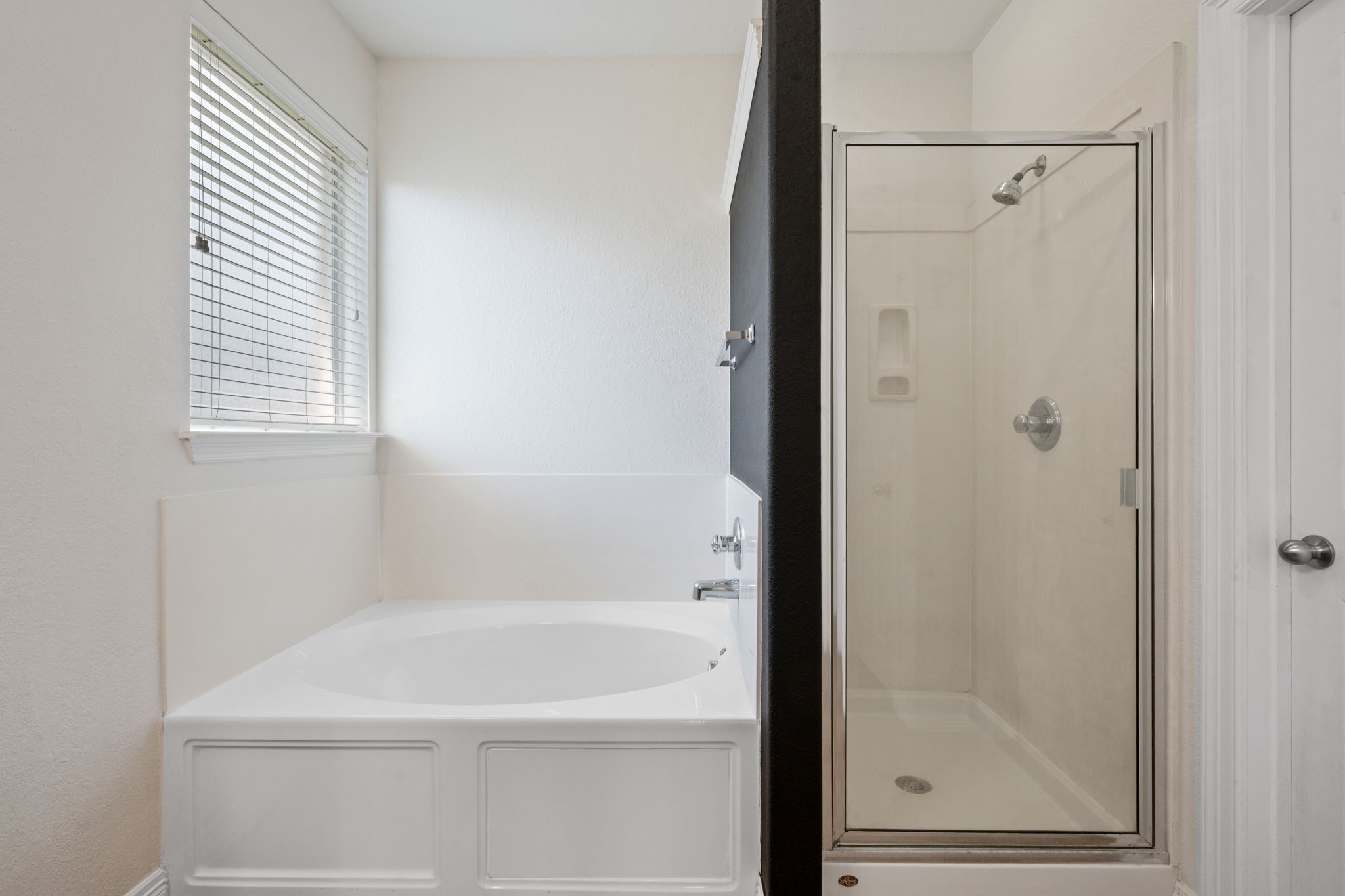 2909 Castleton Bay Lane Property Photo 20