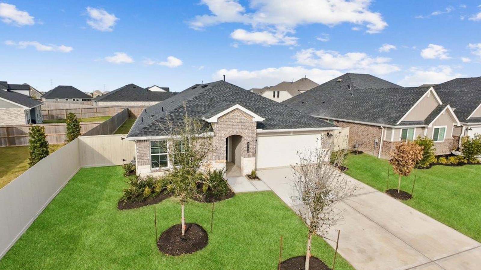3136 Wickfield Pass Property Photo 5