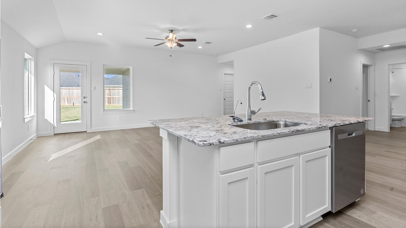3136 Wickfield Pass Property Photo 24