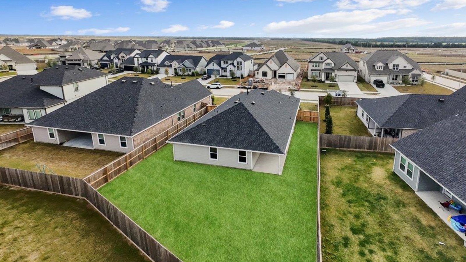 3136 Wickfield Pass Property Photo 42