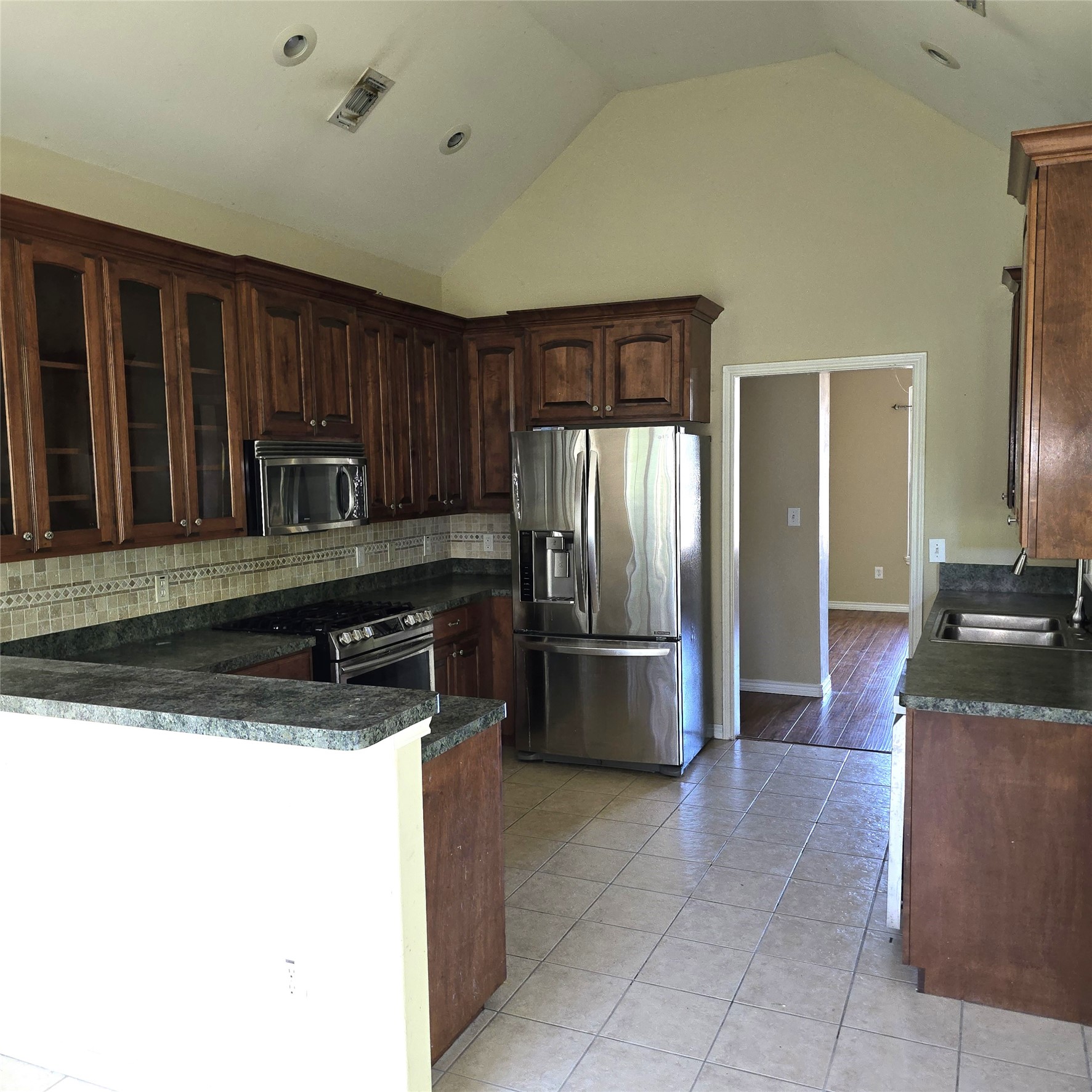 464 Bobwhite Drive Property Photo 7