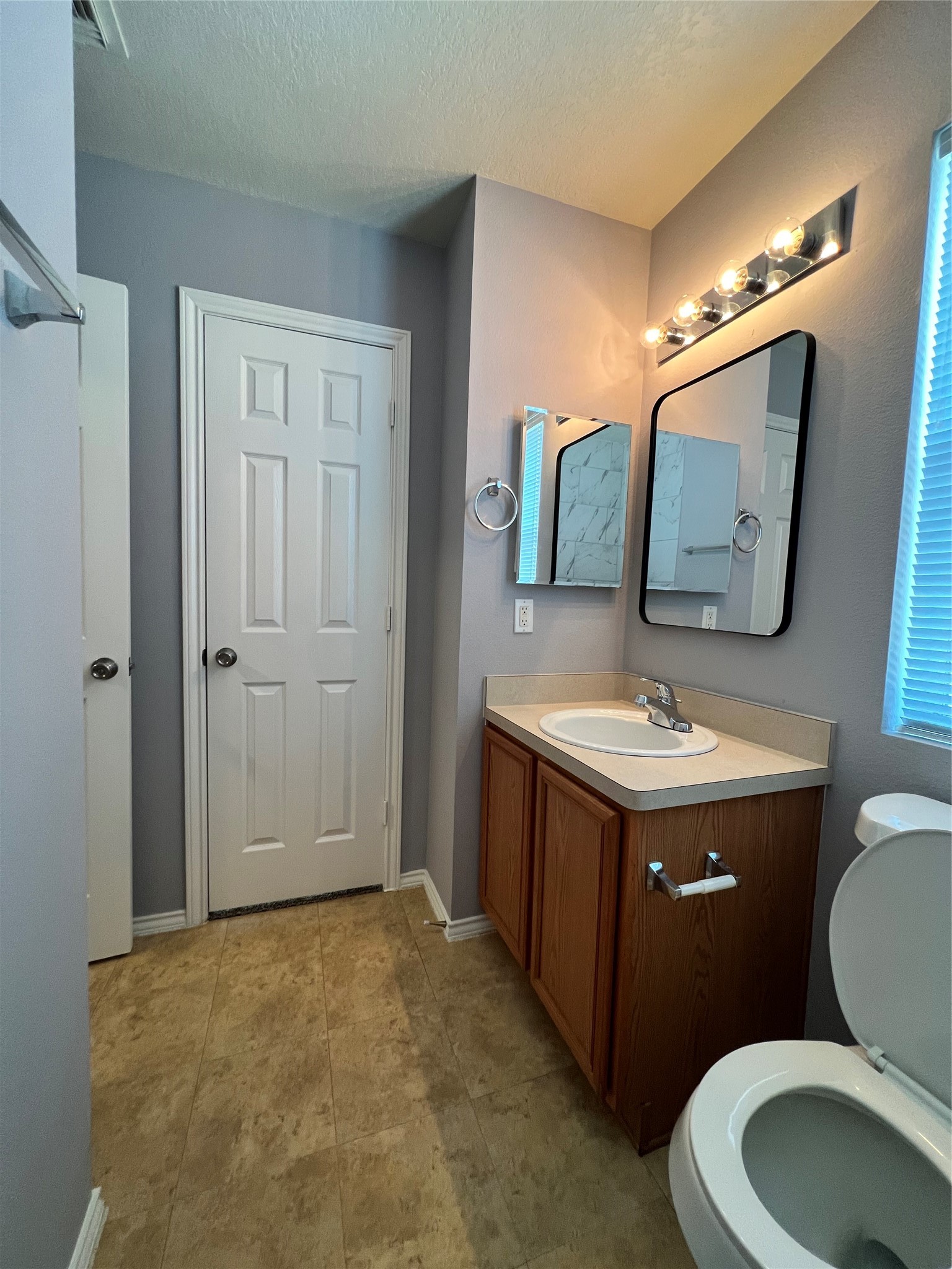2103 Rustling Trees Way Property Photo 19