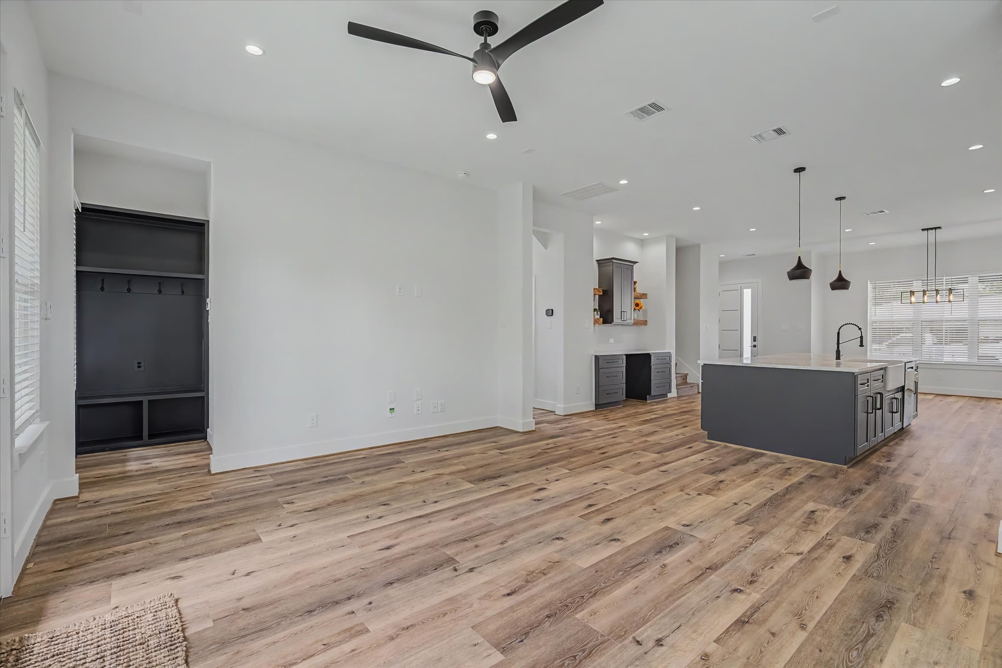 3806 Drefyus Property Photo 18