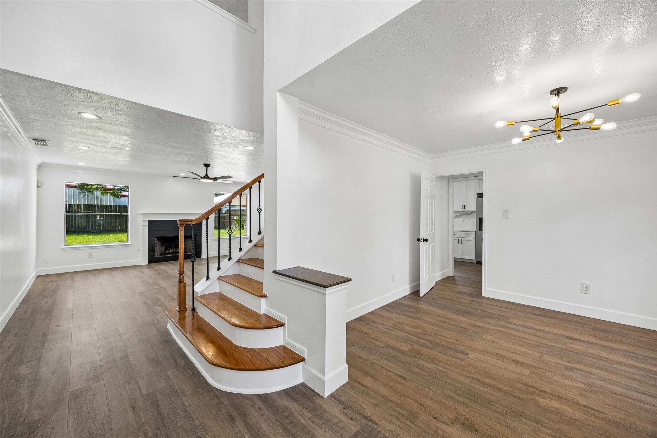 23527 Cansfield Way Property Photo 3