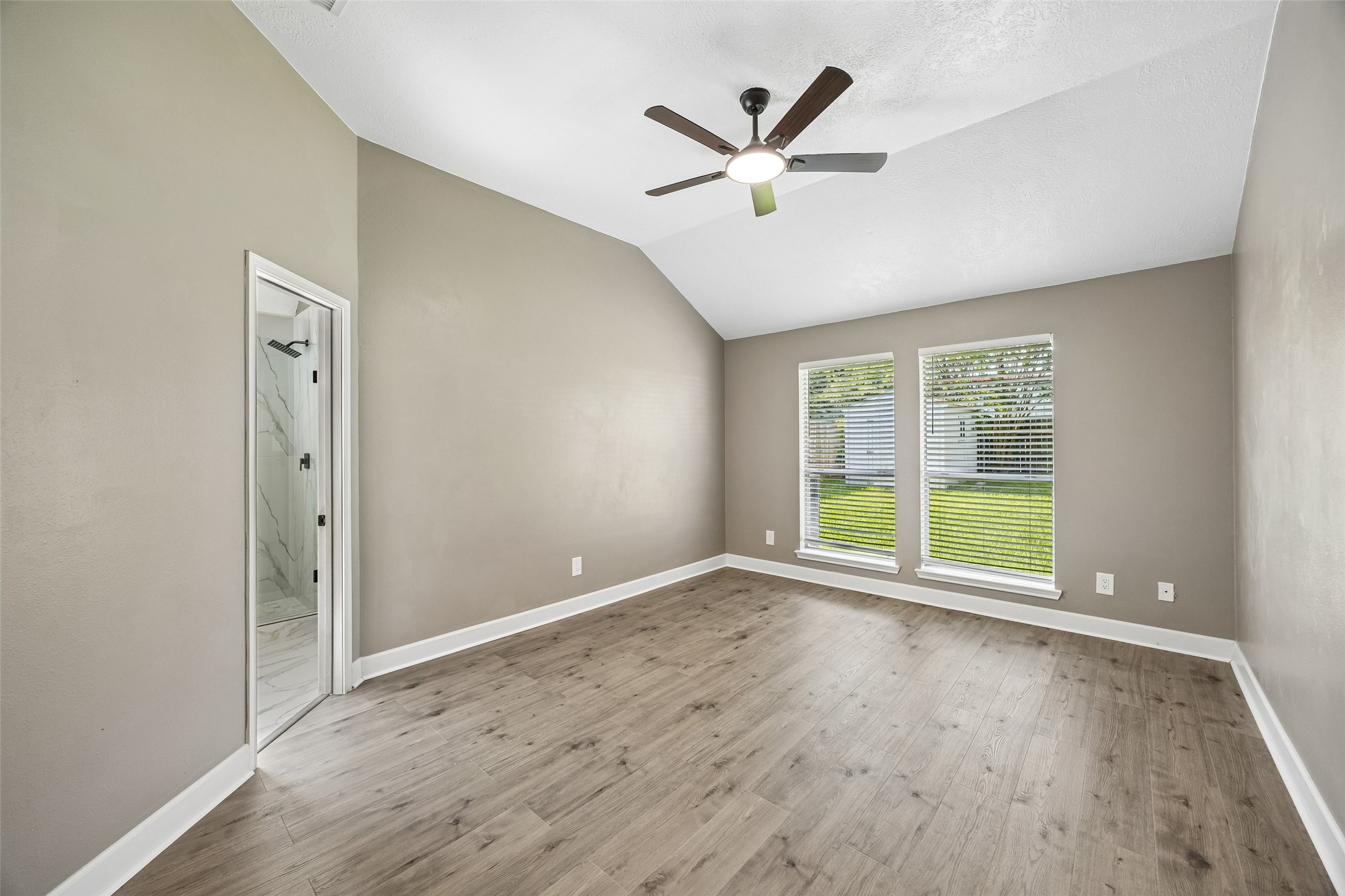 23527 Cansfield Way Property Photo 17