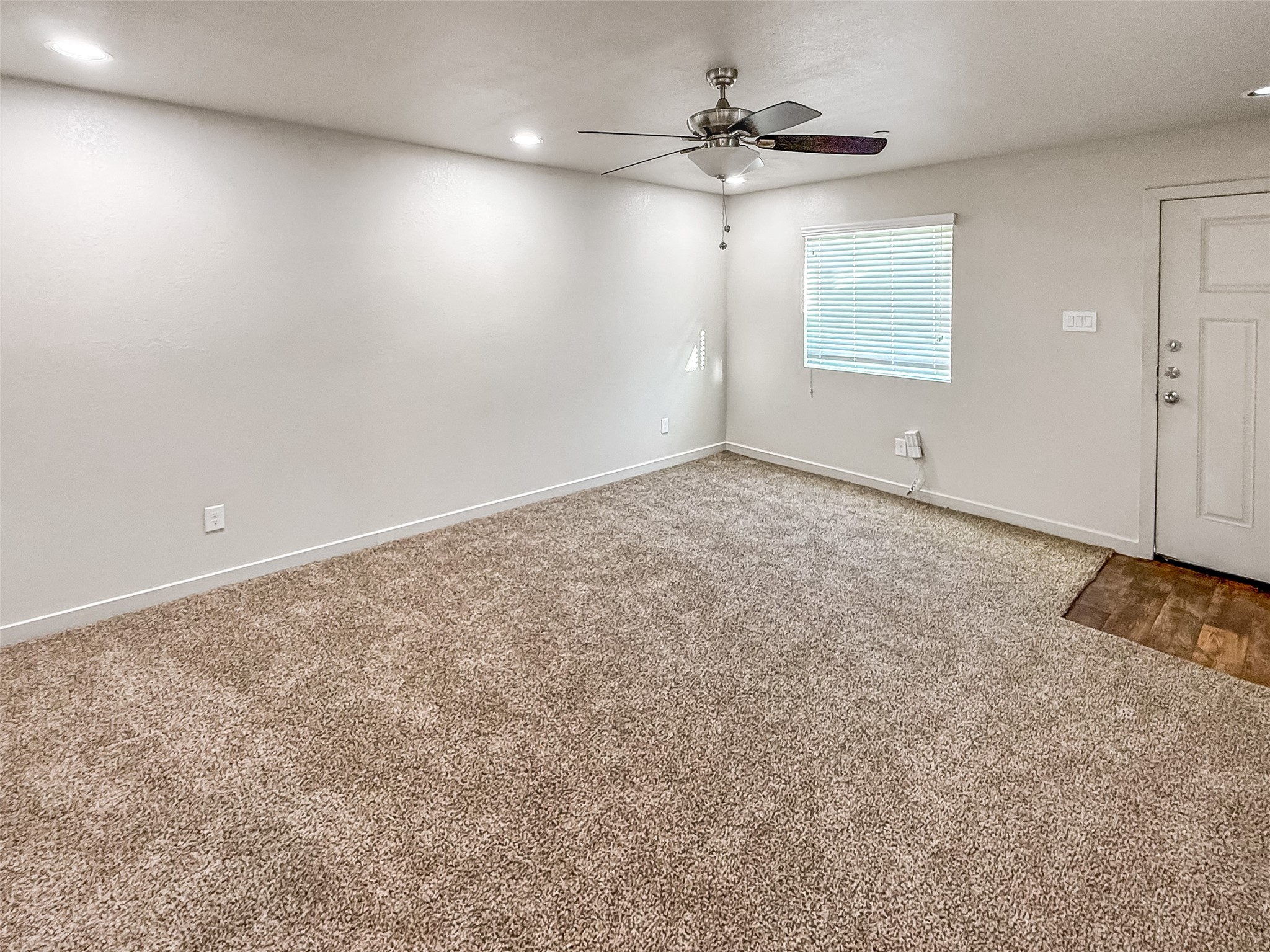 10535 Mills Road 4b Property Photo 3