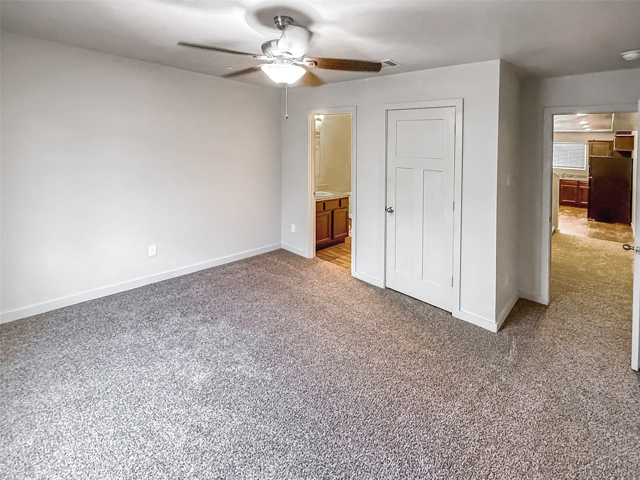 10535 Mills Road 4b Property Photo 17
