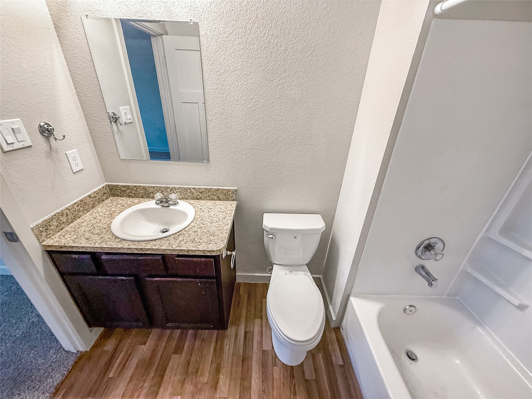 10535 Mills Road 4b Property Photo 19
