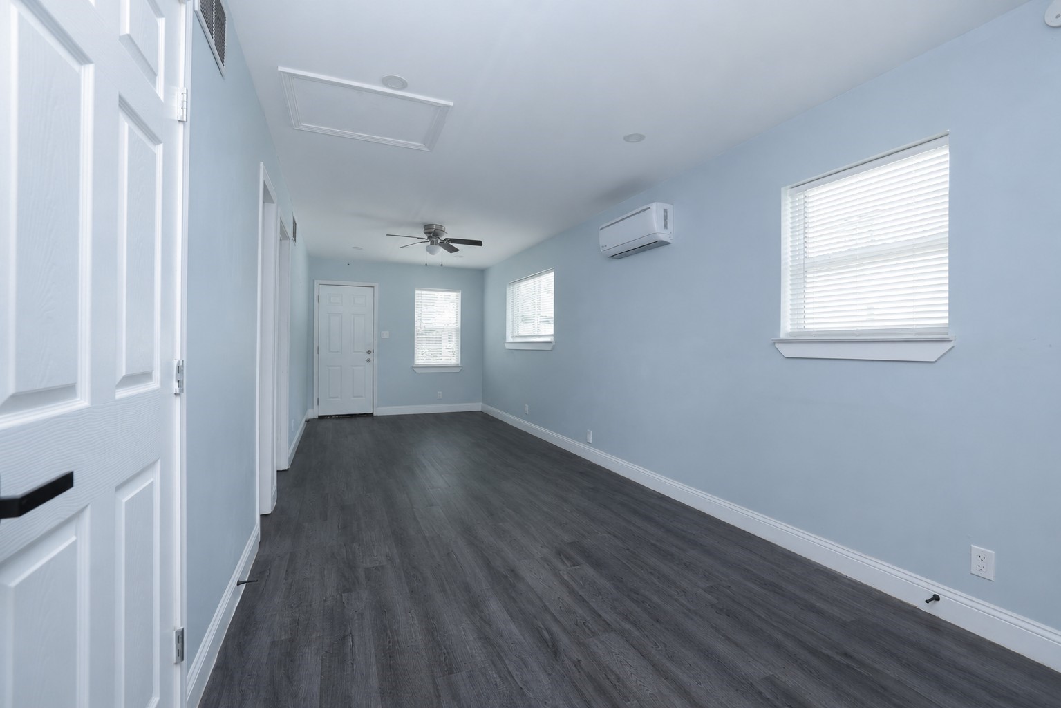 4120 Linn Street E Property Photo 5