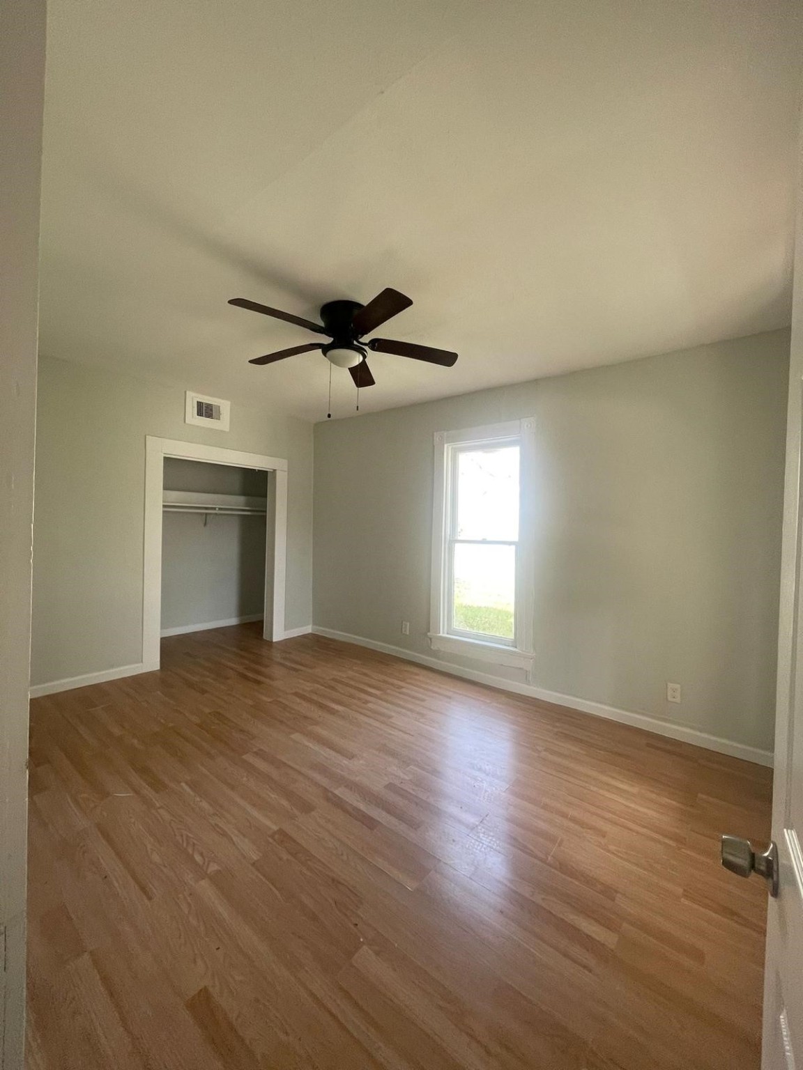 300 S 3rd Street Property Photo 6