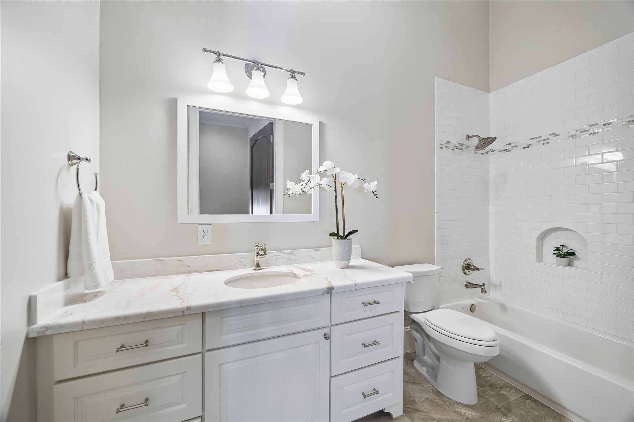 2706 Westgrove Lane Property Photo 32
