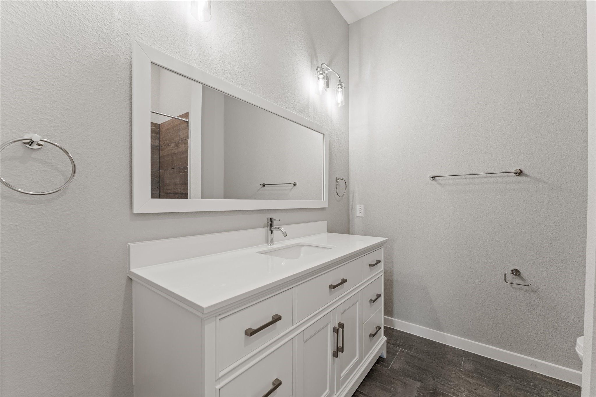 802 Berry Sage Lane Property Photo 17