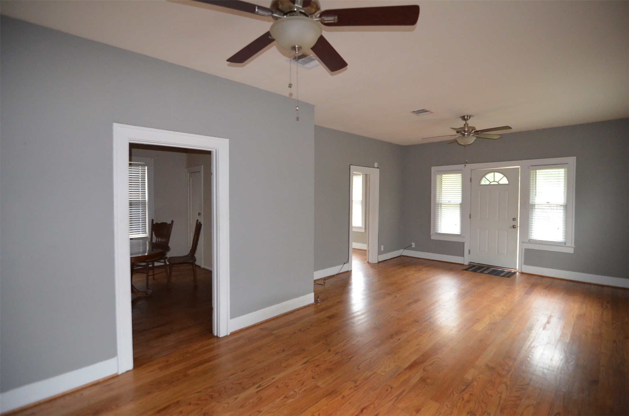 321 Dorchester Street Property Photo 4
