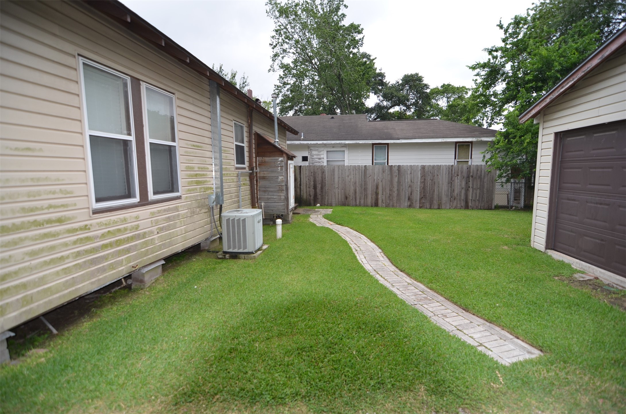 321 Dorchester Street Property Photo 19