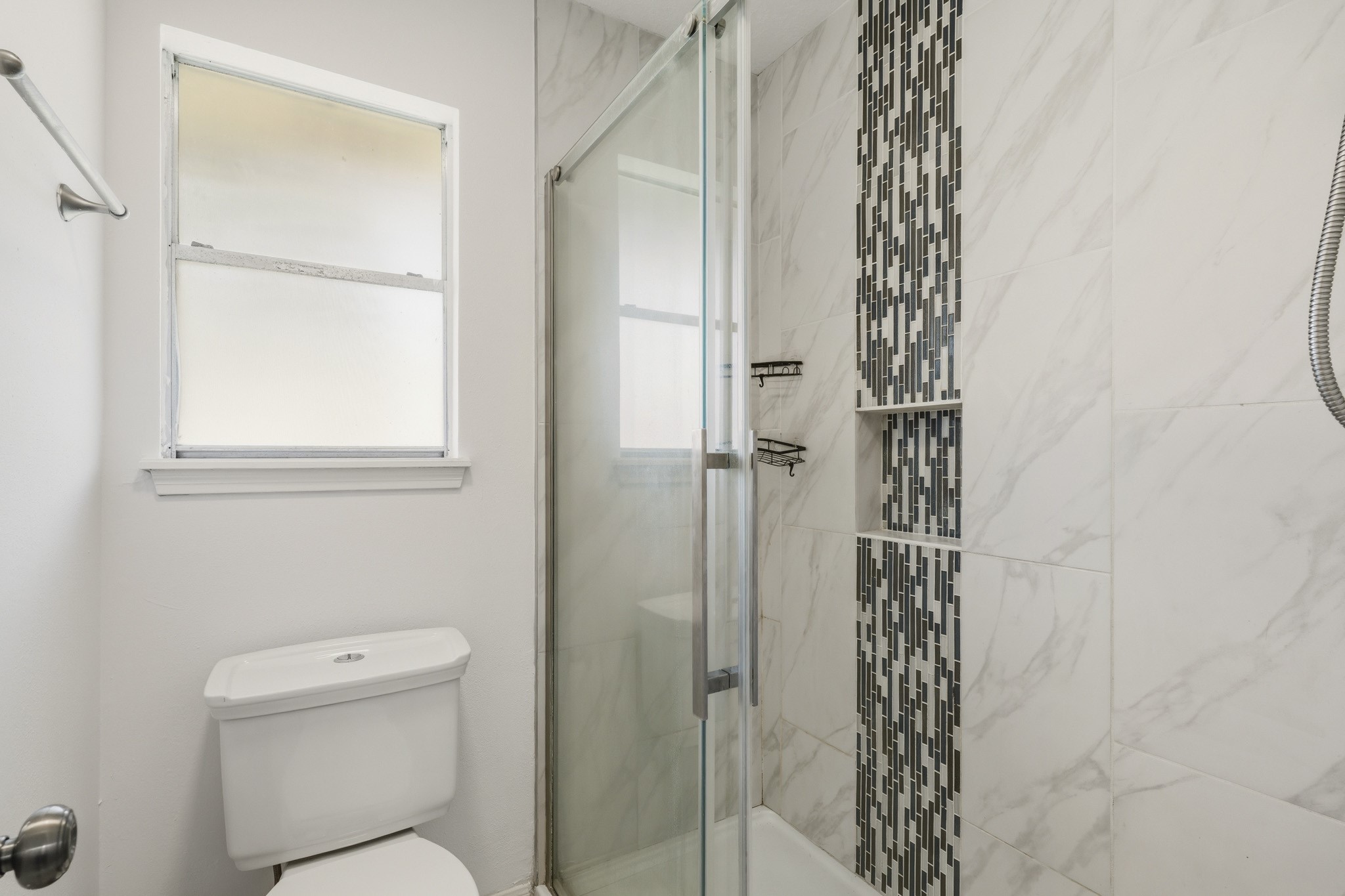 11810 Rowood Drive Property Photo 11