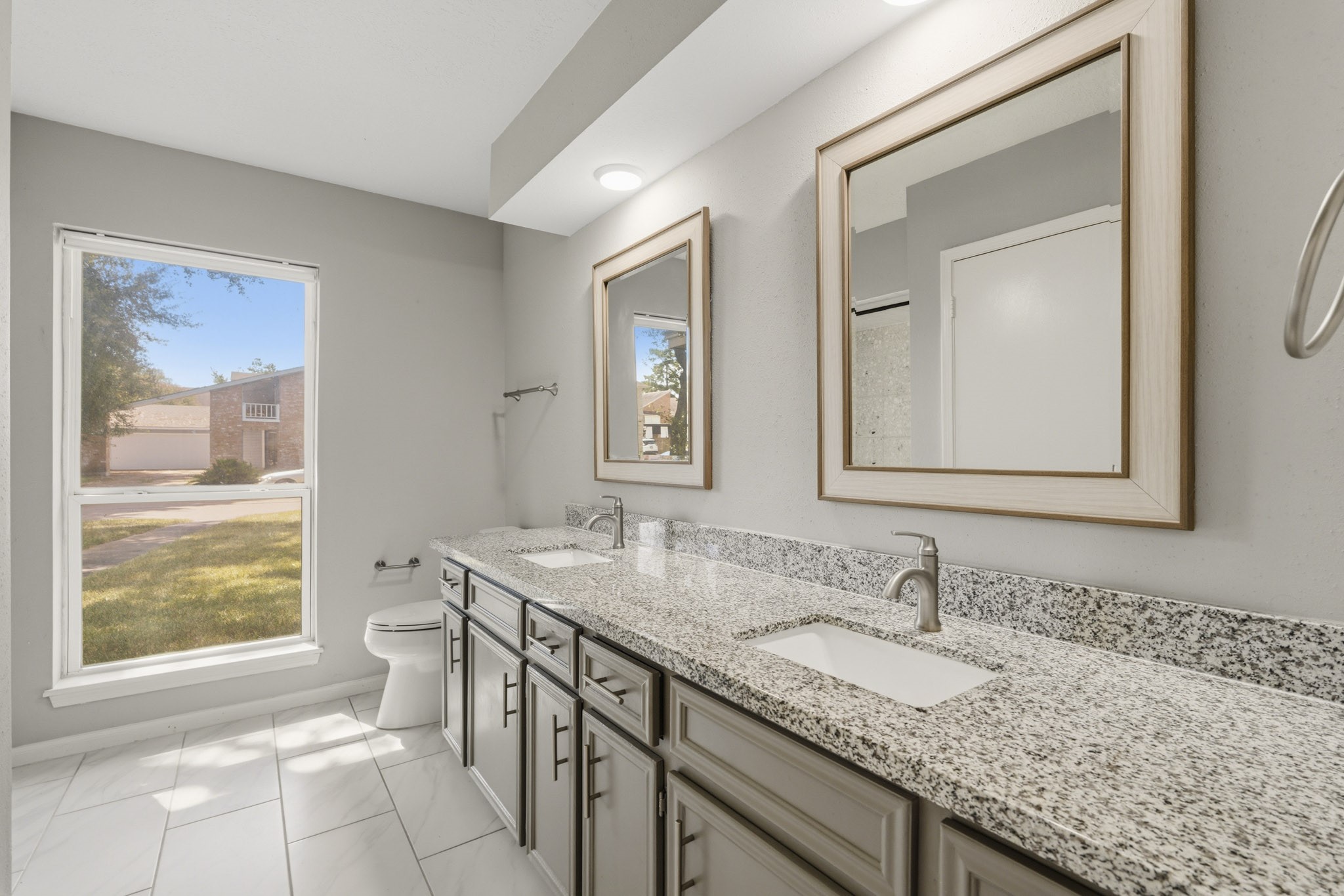 11810 Rowood Drive Property Photo 15