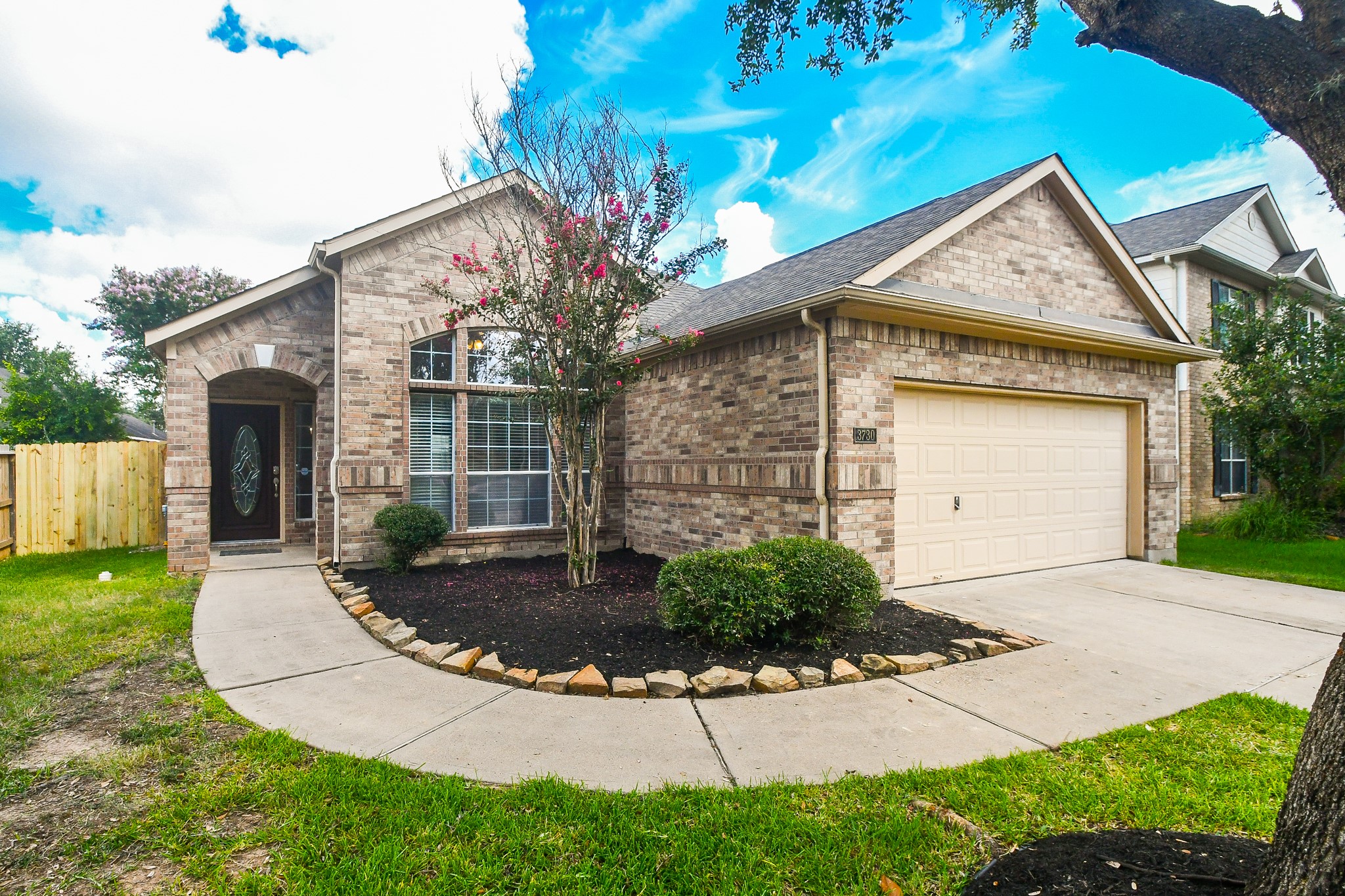 3730 Rocky Ledge Lane Property Photo 1