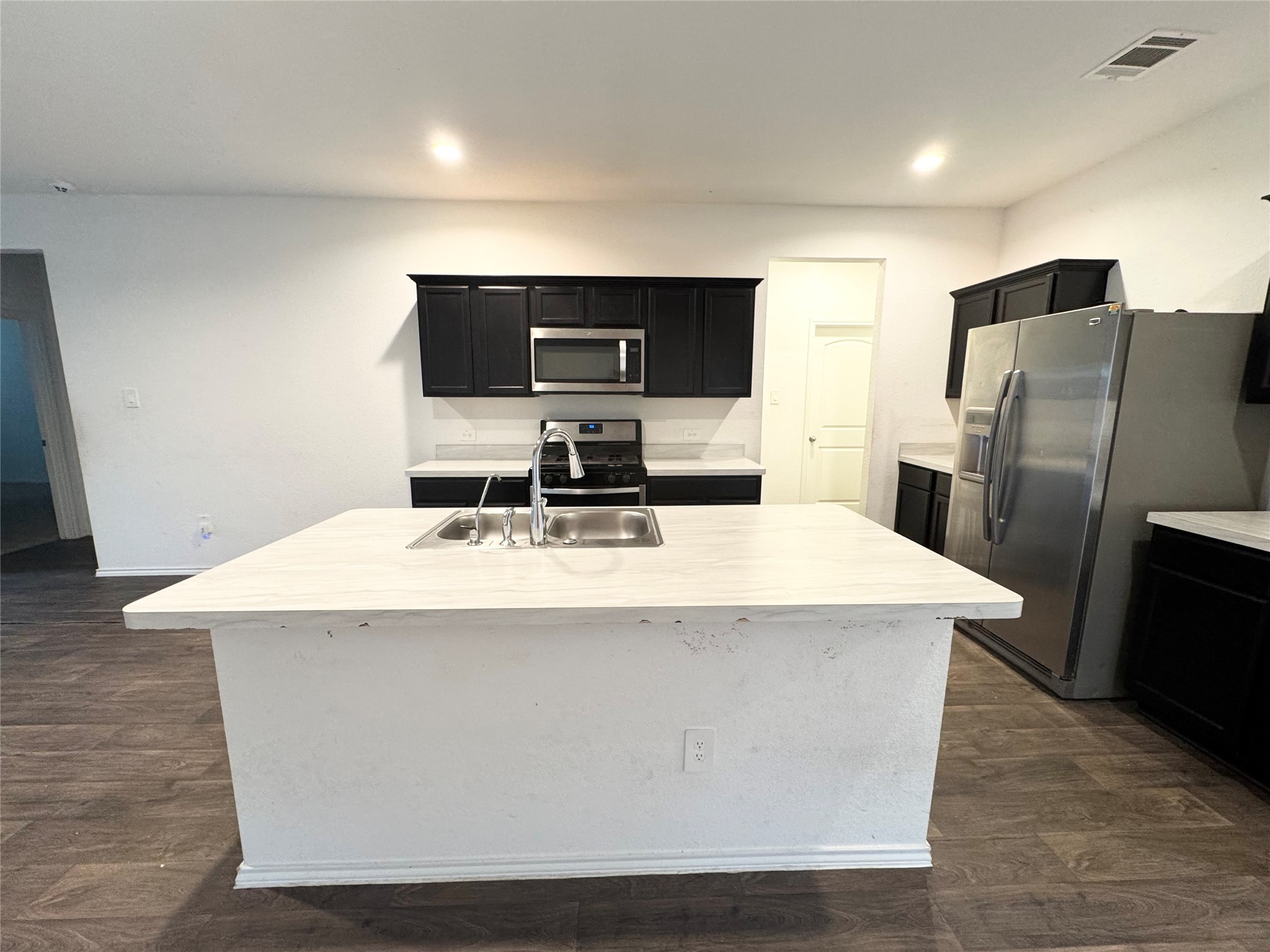 14874 Cypress Hollow Drive Property Photo 3