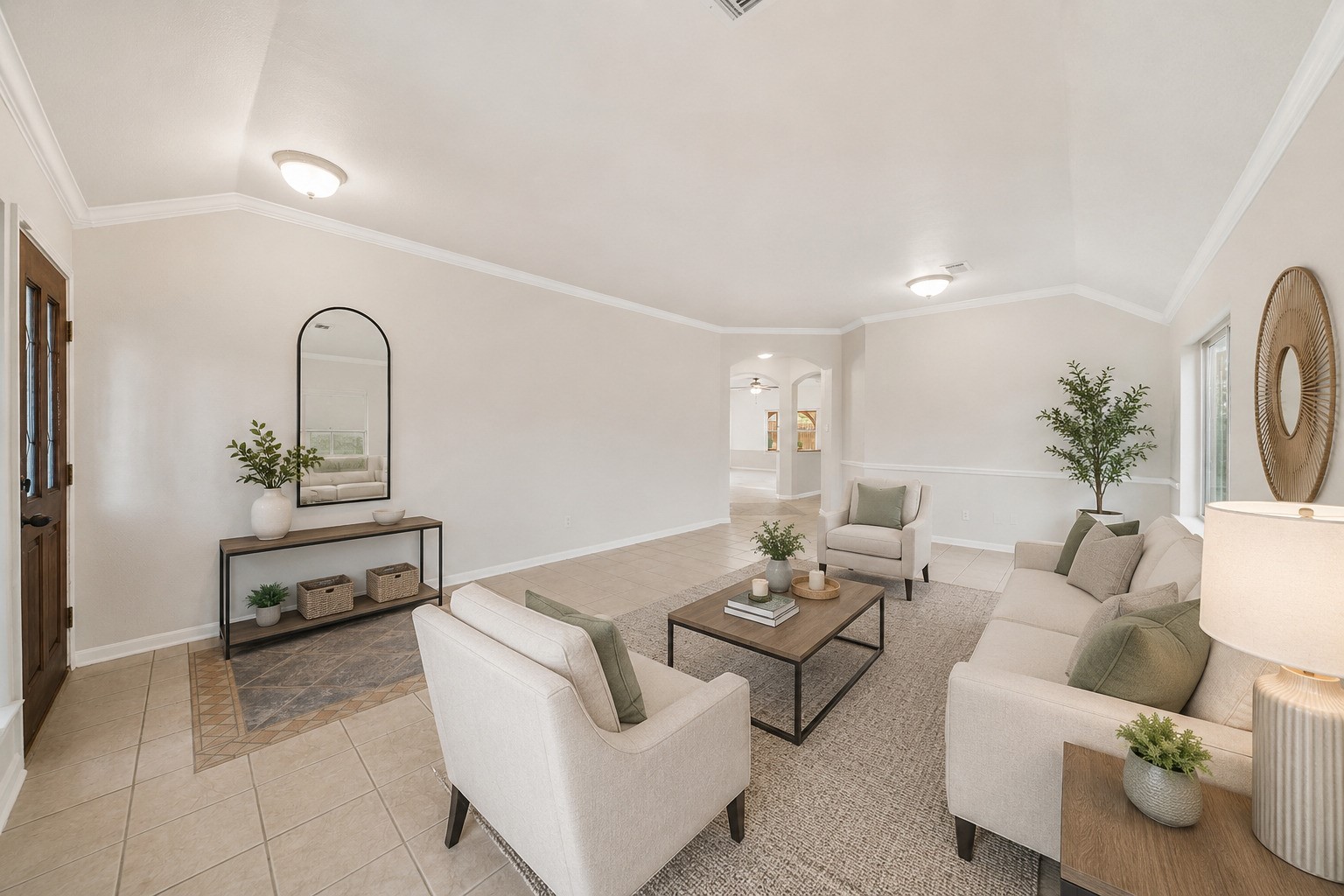 2714 Crestbrook Court Property Photo 4