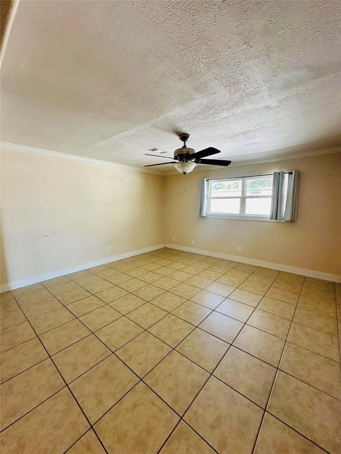 415 2nd Street Property Photo 15