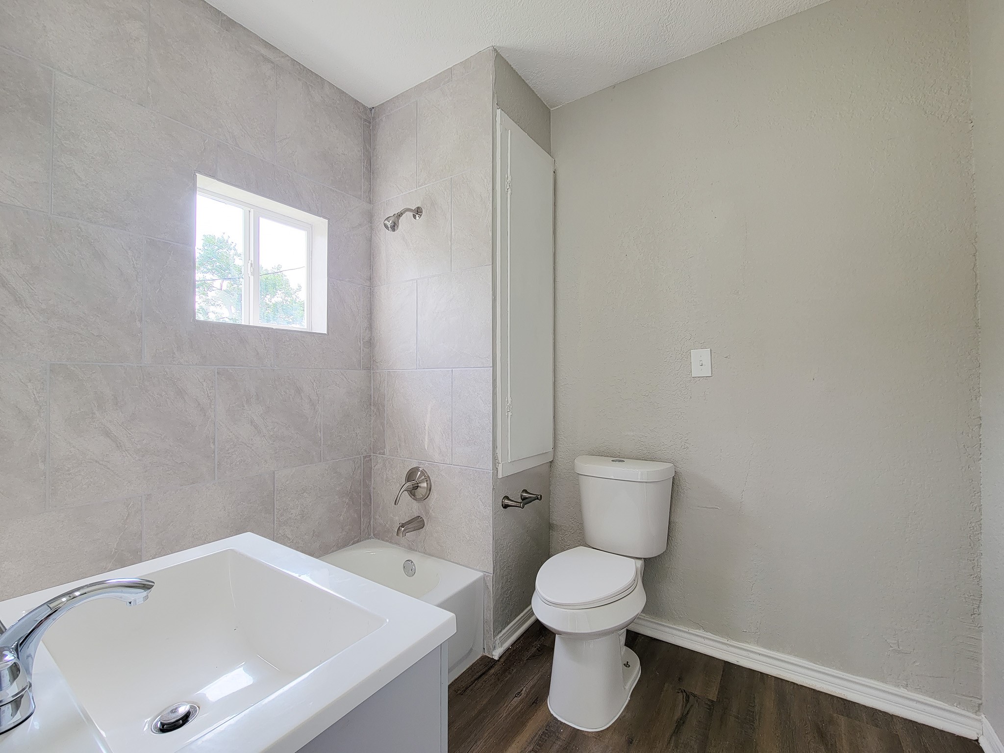 605 N Avenue A Property Photo 25
