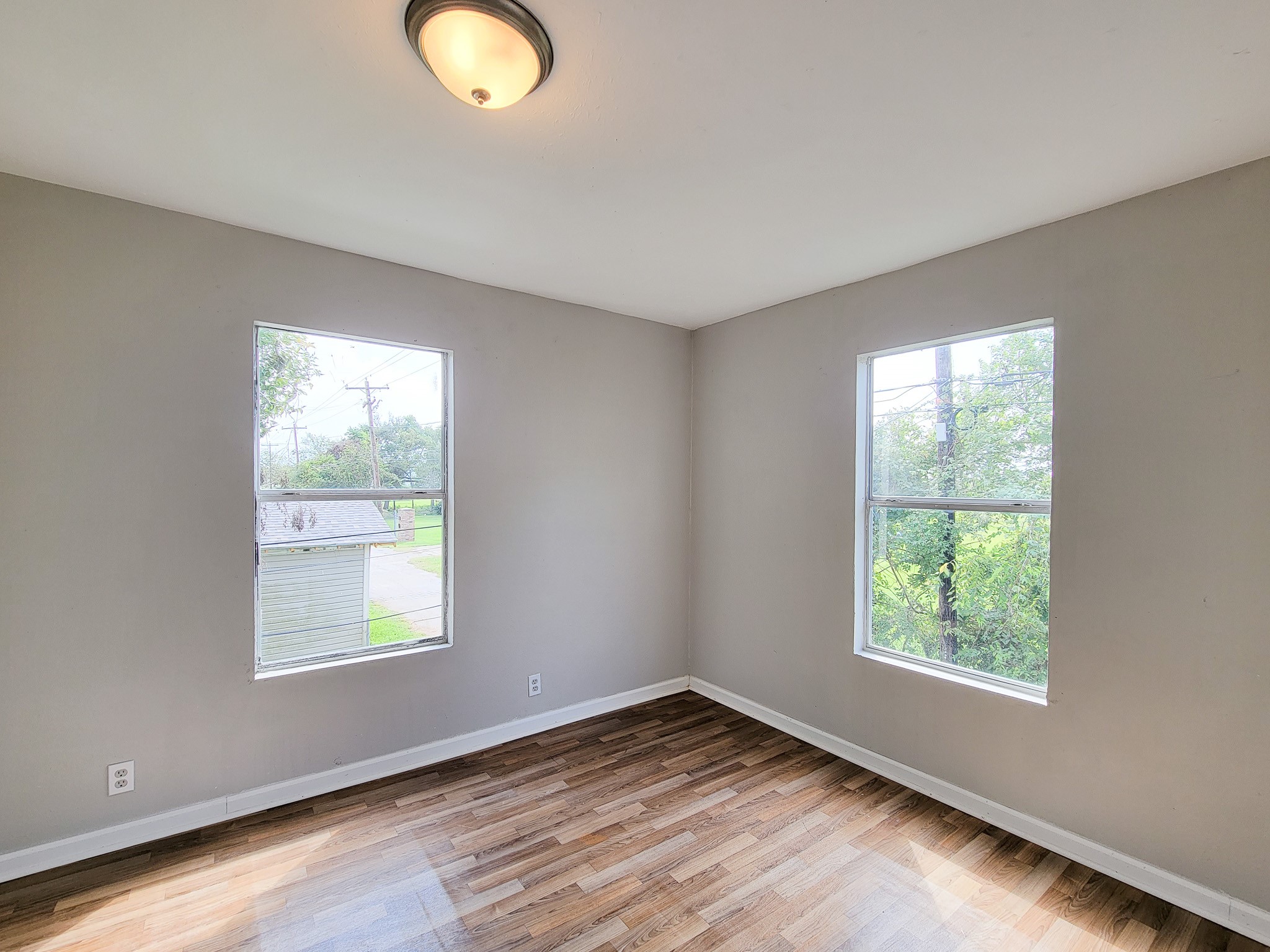 605 N Avenue A Property Photo 37