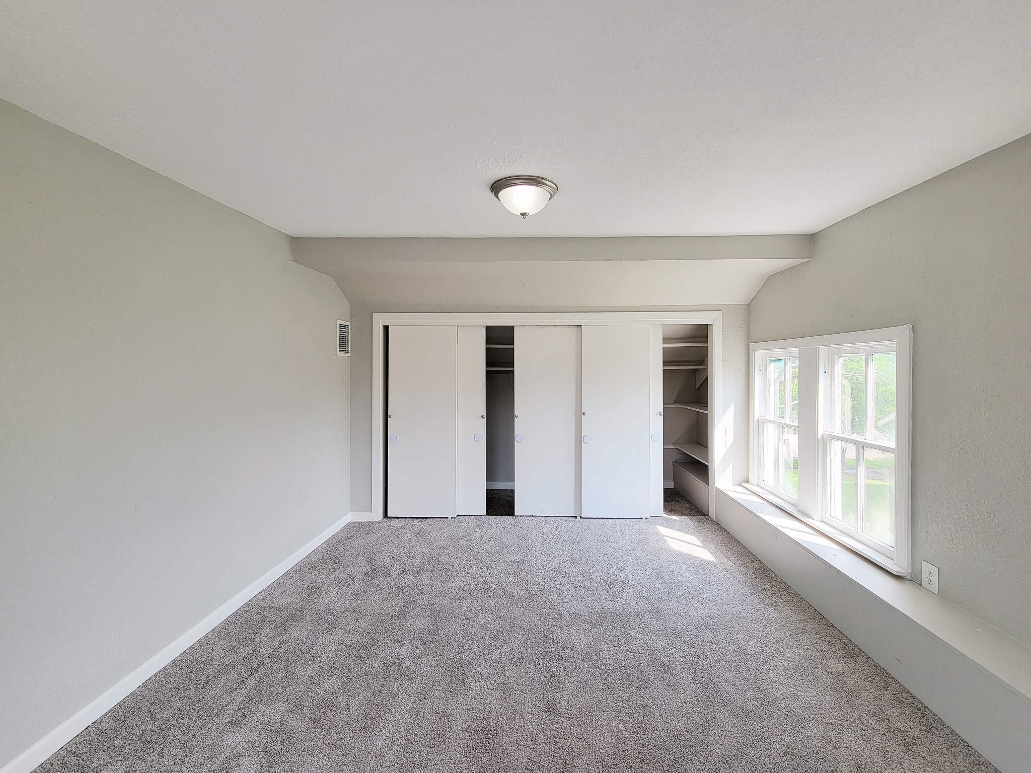 605 N Avenue A Property Photo 39
