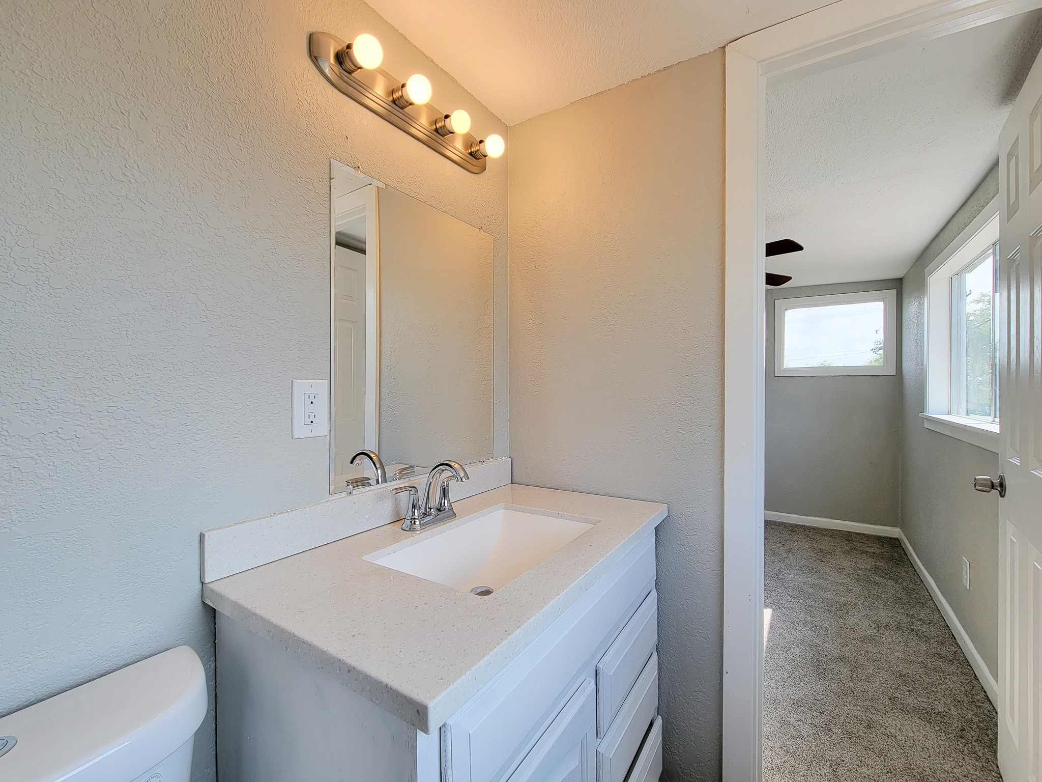 605 N Avenue A Property Photo 43