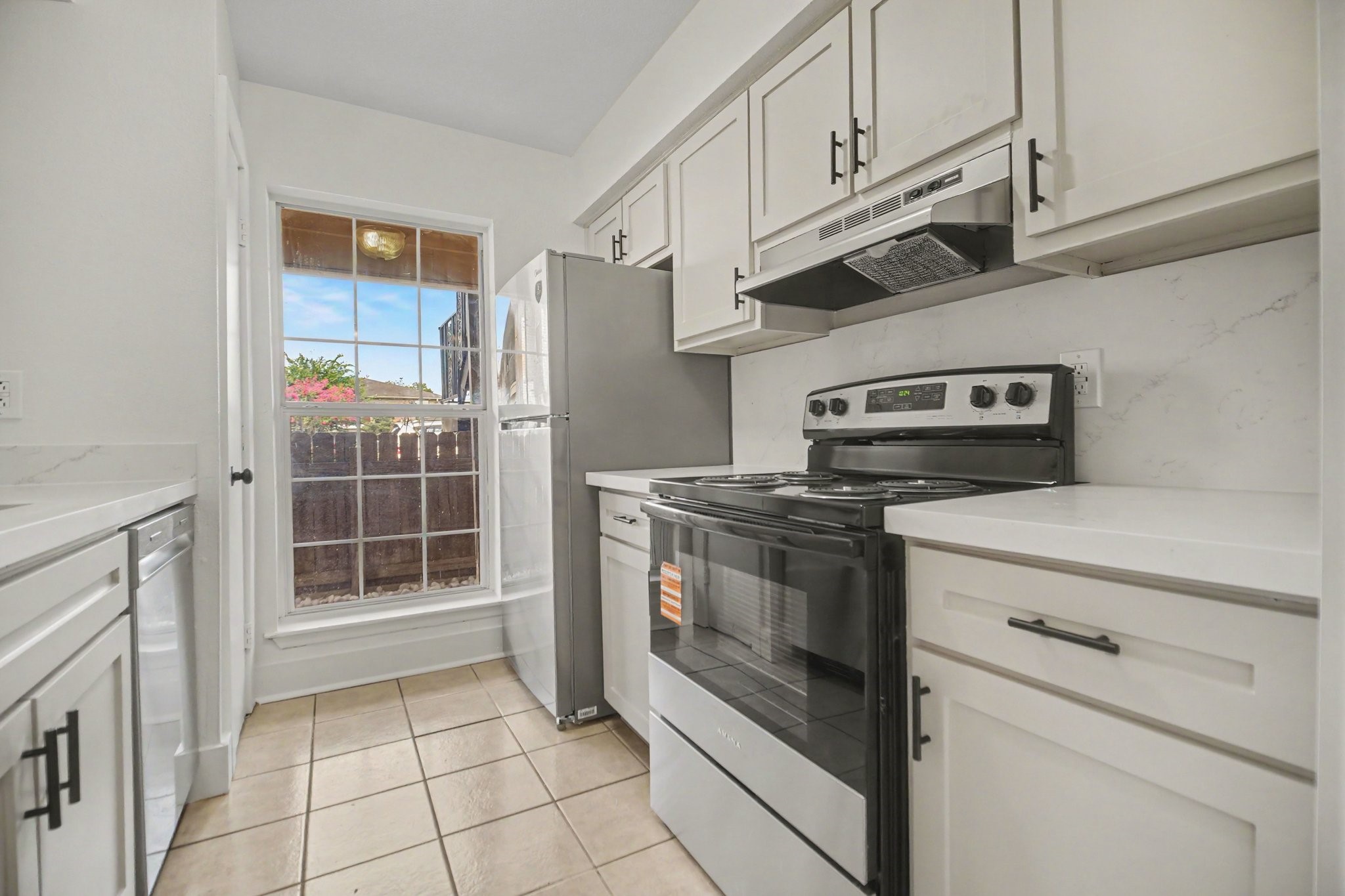 5704 Edgemoor Drive 31 Property Photo 1