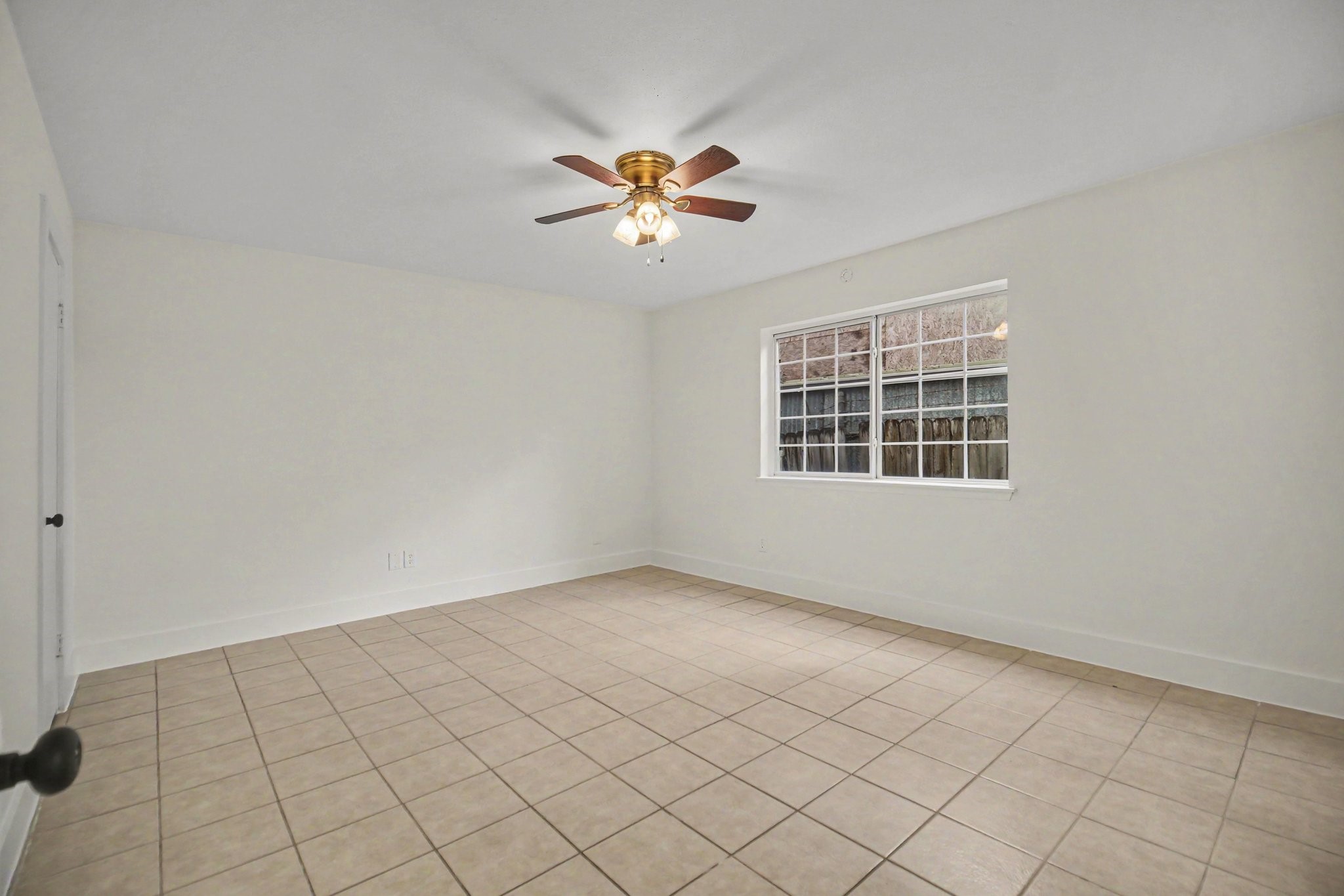 5704 Edgemoor Drive 31 Property Photo 6